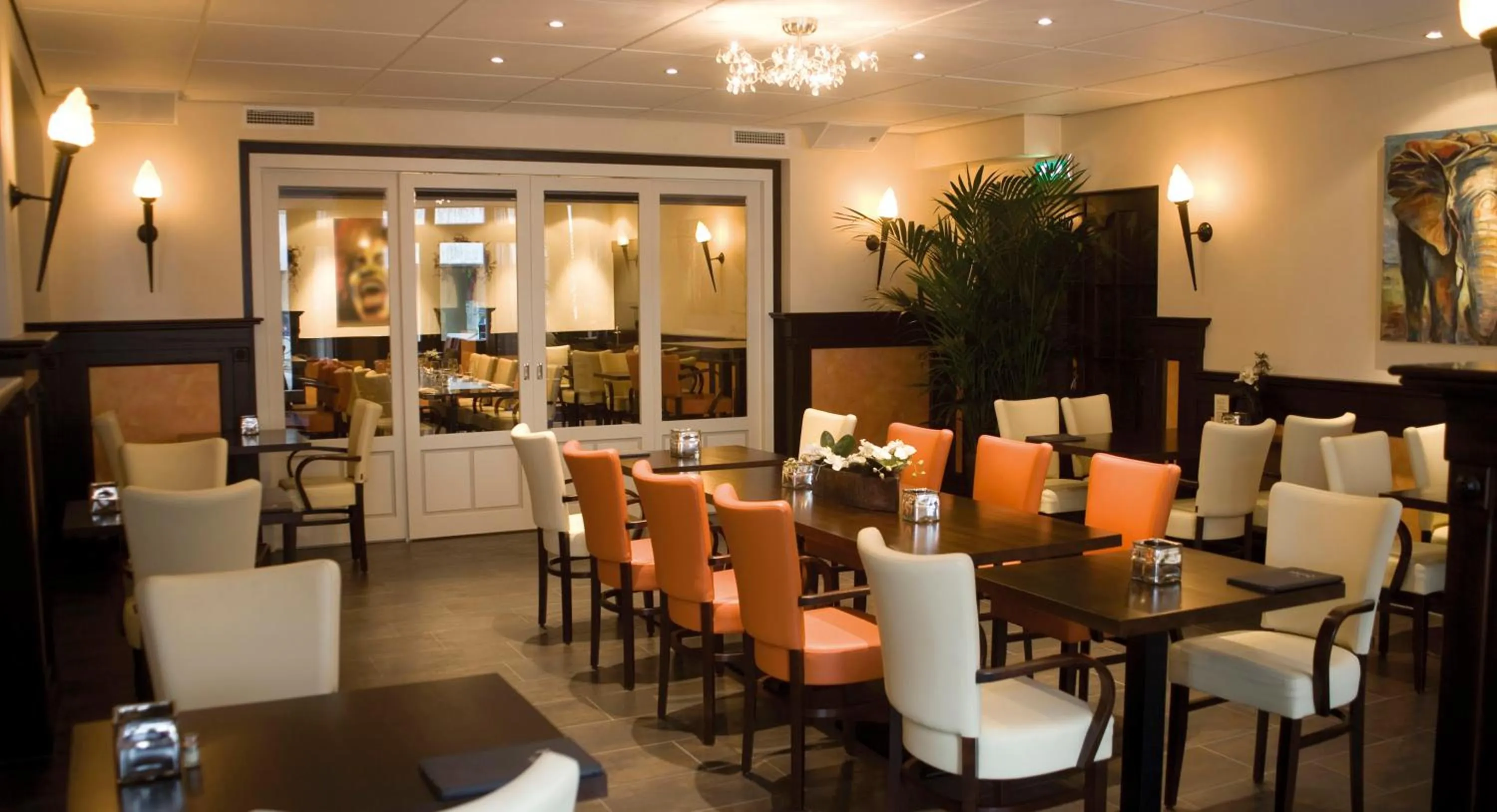 Restaurant/places to eat in Hotel Restaurant De Ploeg