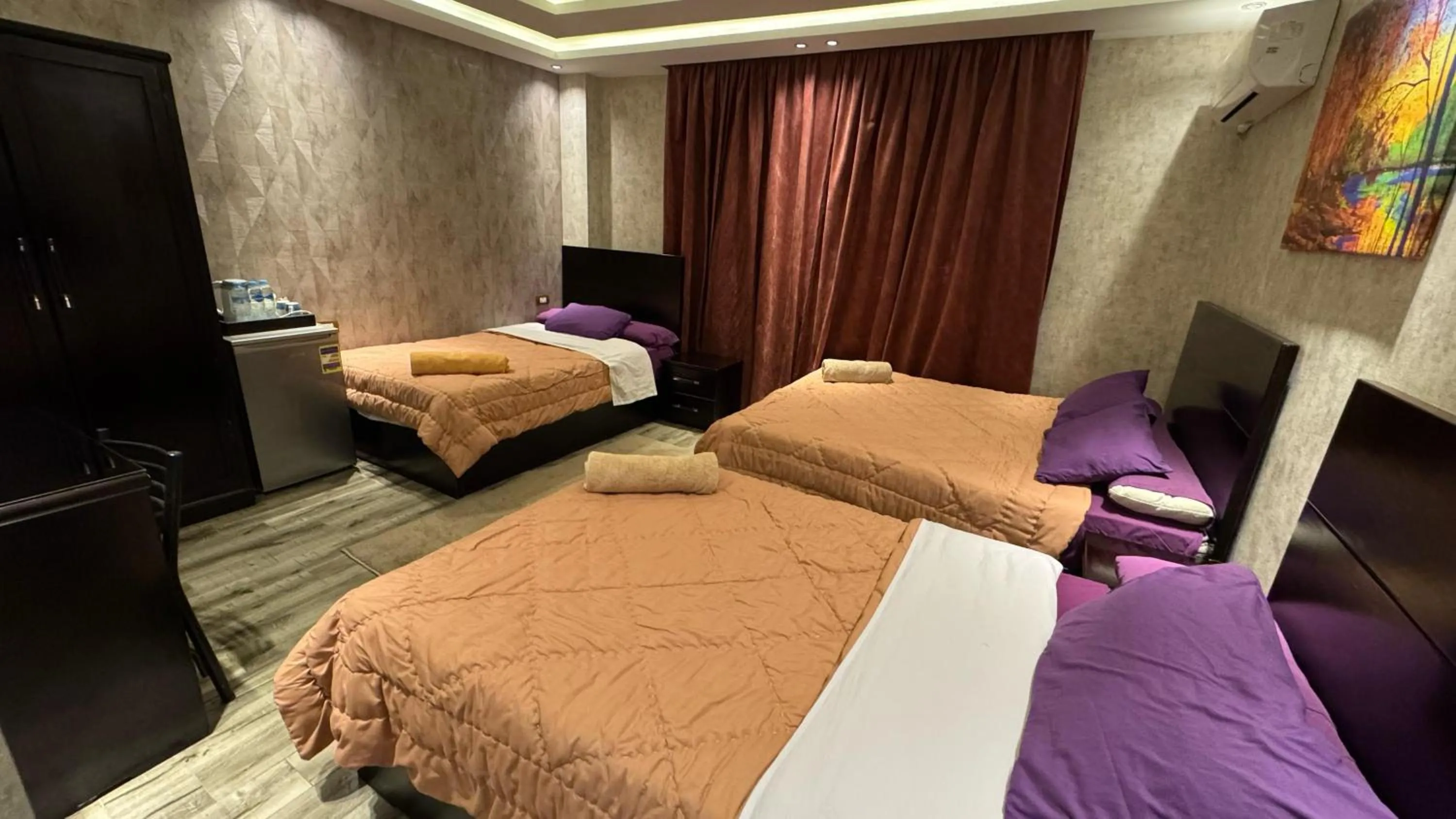 Bed in Pyramids Planet Hotel