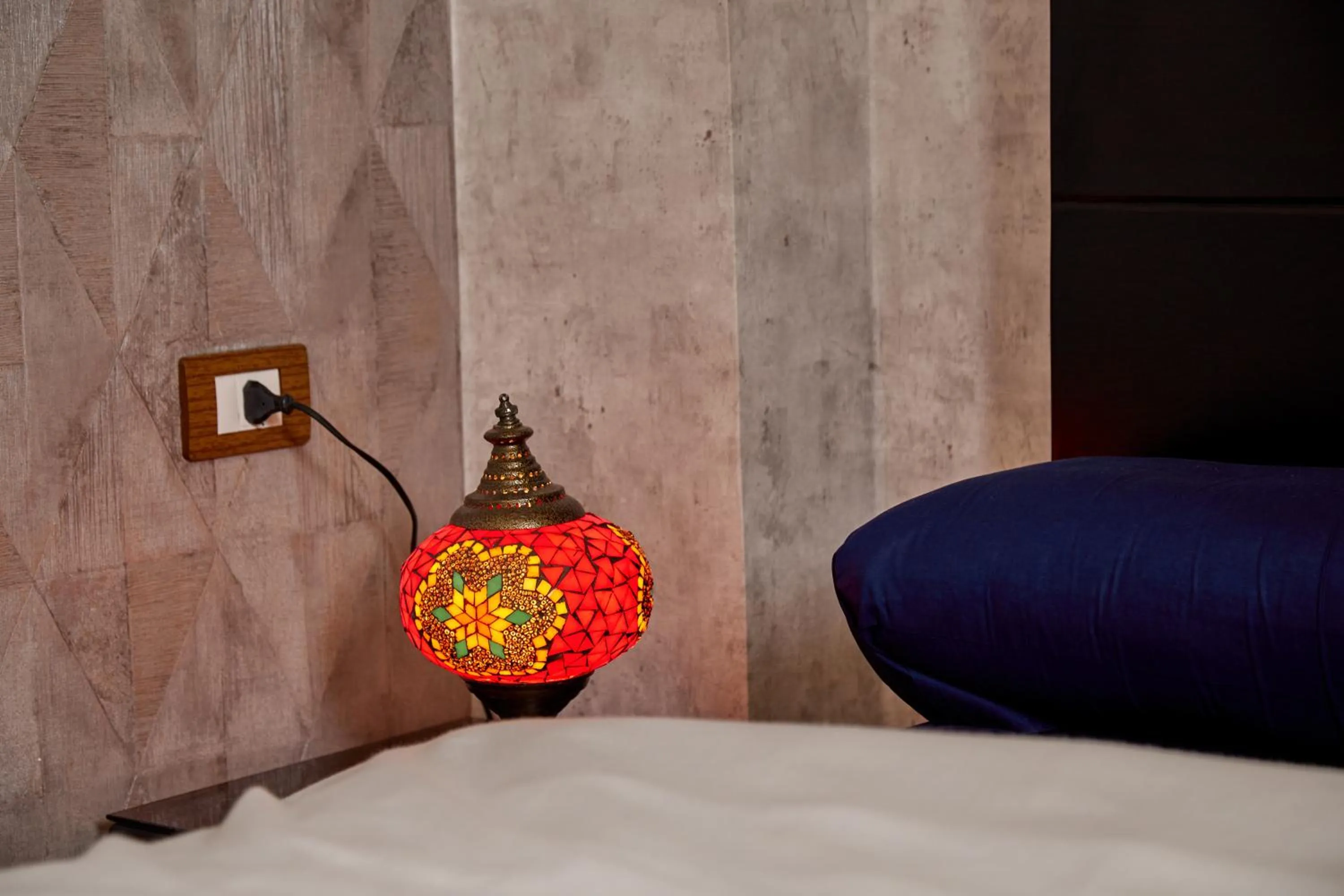 Bedroom, Bed in Pyramids Planet Hotel