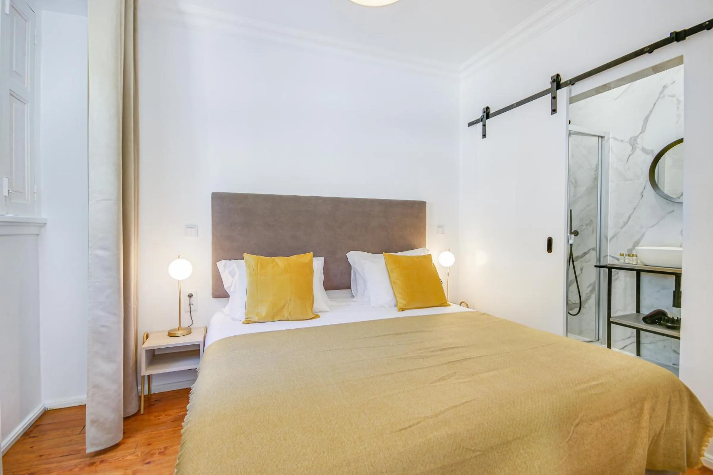 Bedroom, Bed in Alvalade Palace