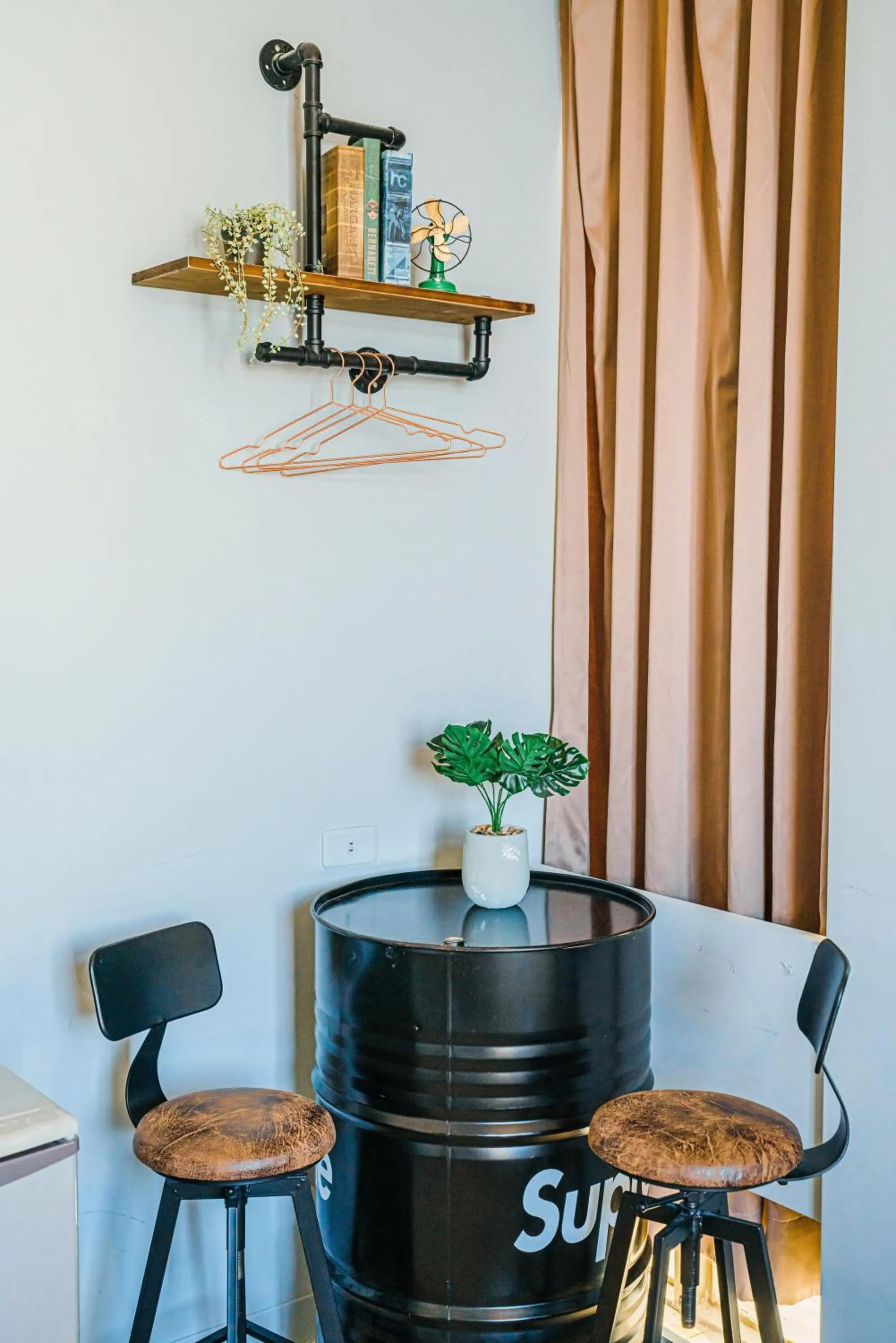 Seating area in Fun Trip - Fu May Sea View Holiday house l 無敵海景交誼廳 l 附汽機車租賃 l