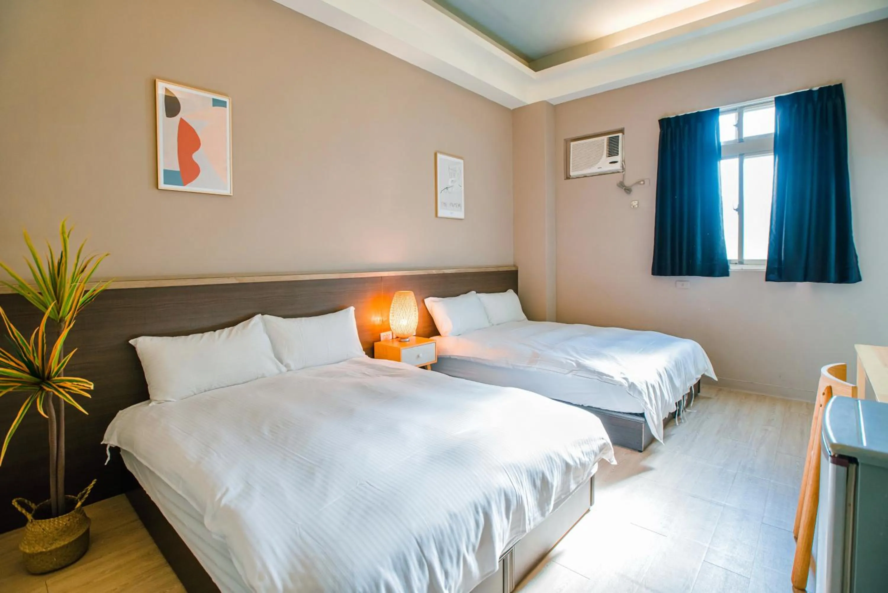 Photo of the whole room, Bed in Fun Trip - Fu May Sea View Holiday house l 無敵海景交誼廳 l 附汽機車租賃 l