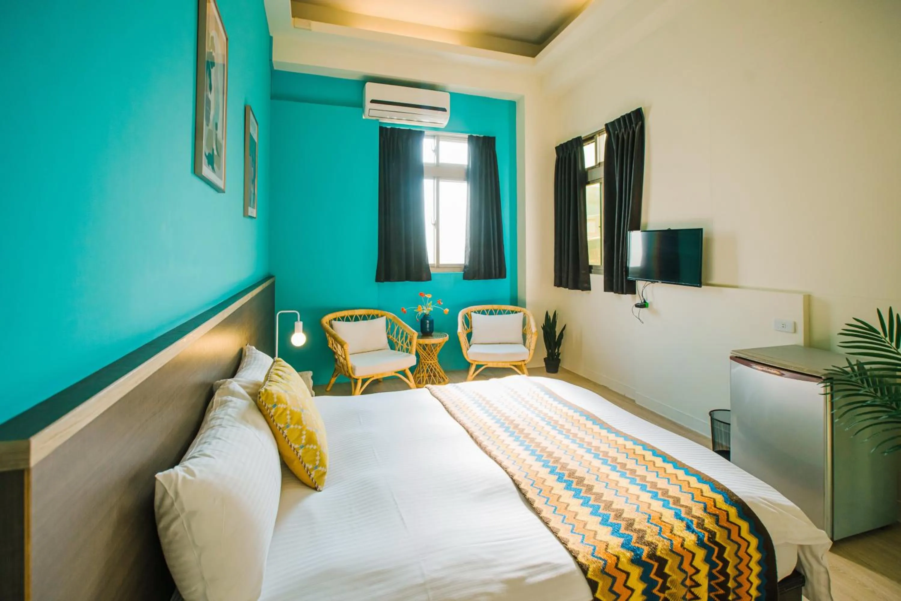 Photo of the whole room, Bed in Fun Trip - Fu May Sea View Holiday house l 無敵海景交誼廳 l 附汽機車租賃 l