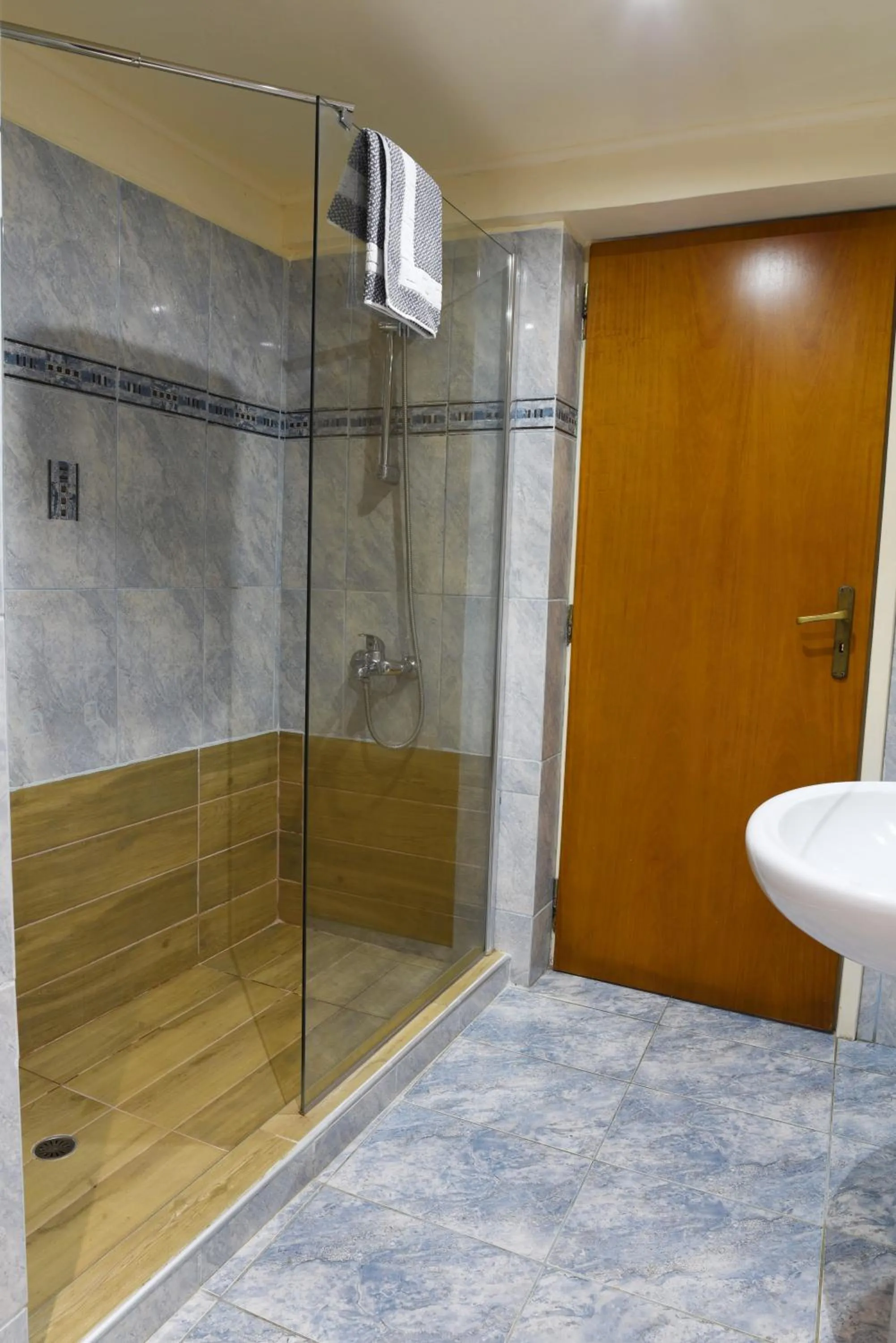 Esperides Beach Hotel Apartments