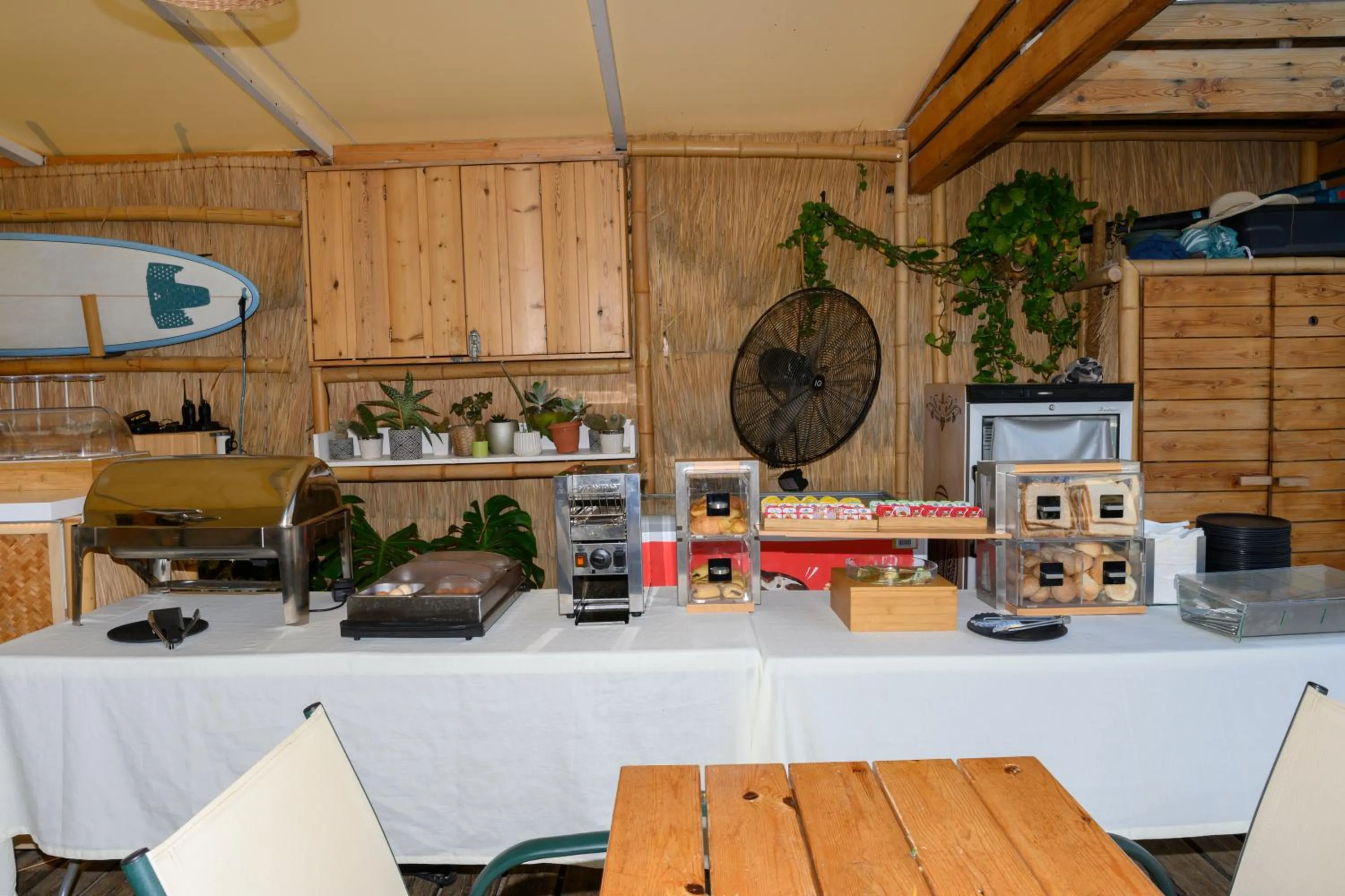 Esperides Beach Hotel Apartments