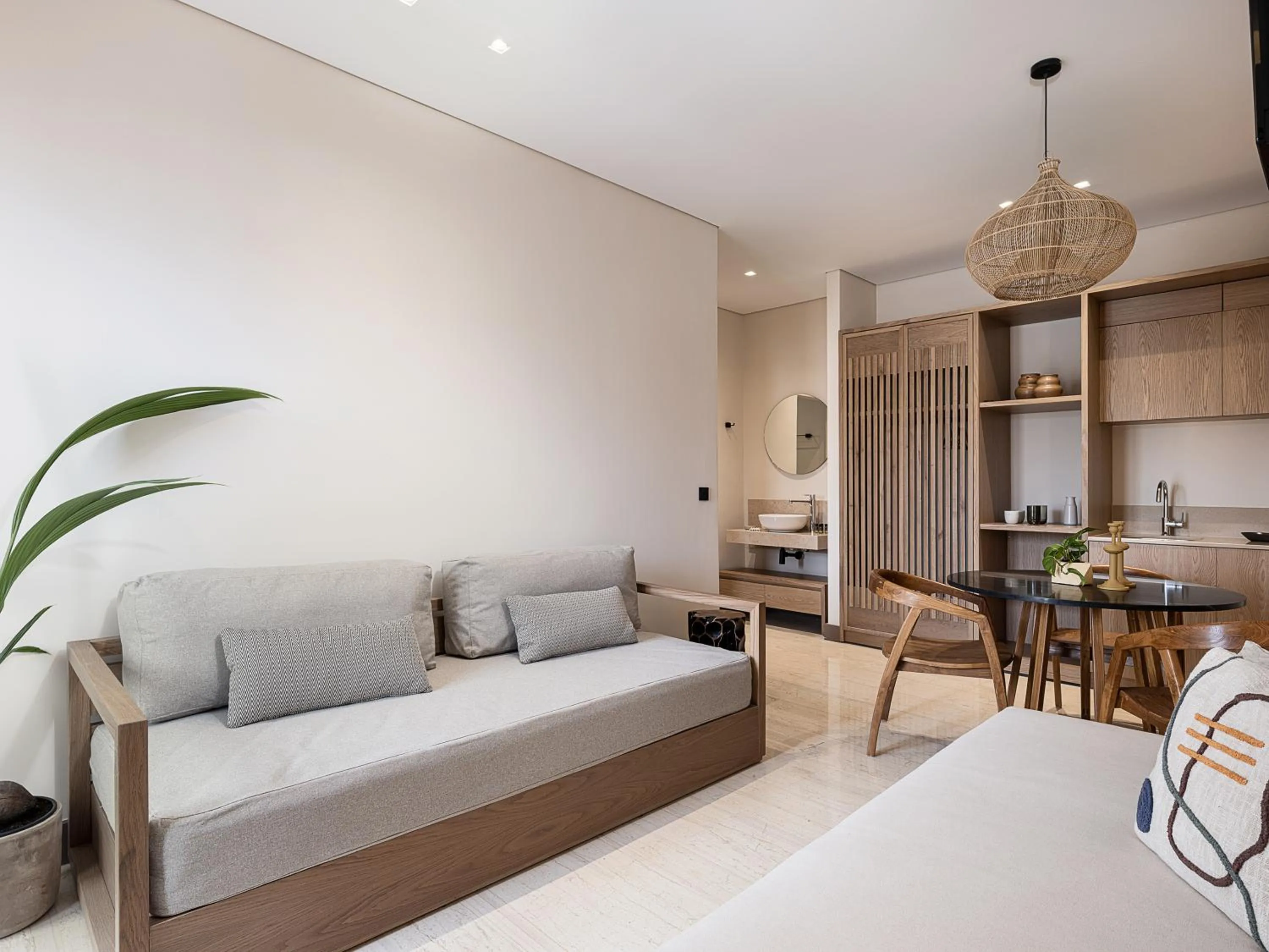 Esperides Beach Hotel Apartments