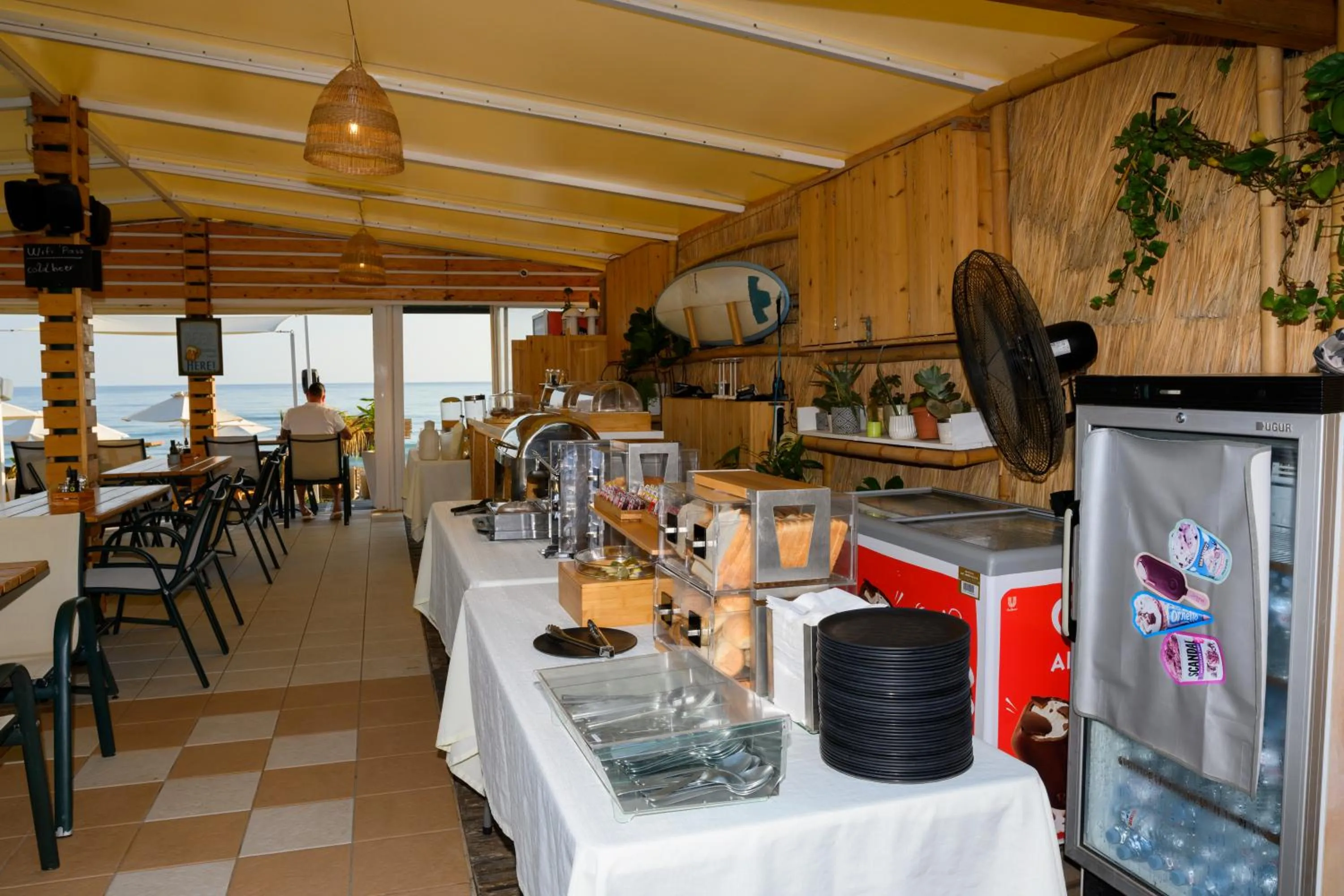 Esperides Beach Hotel Apartments