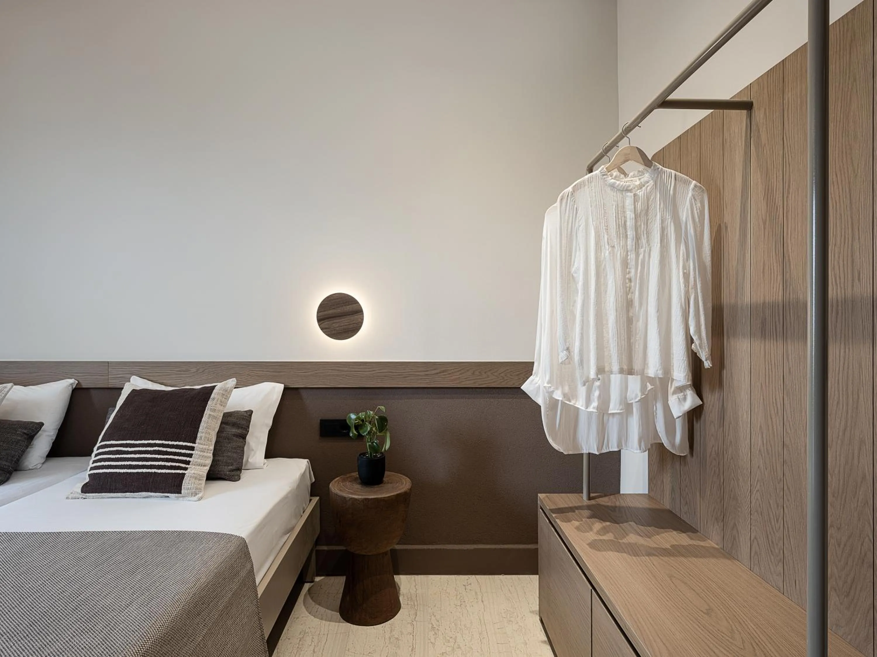 Bed in Esperides Beach Hotel Apartments