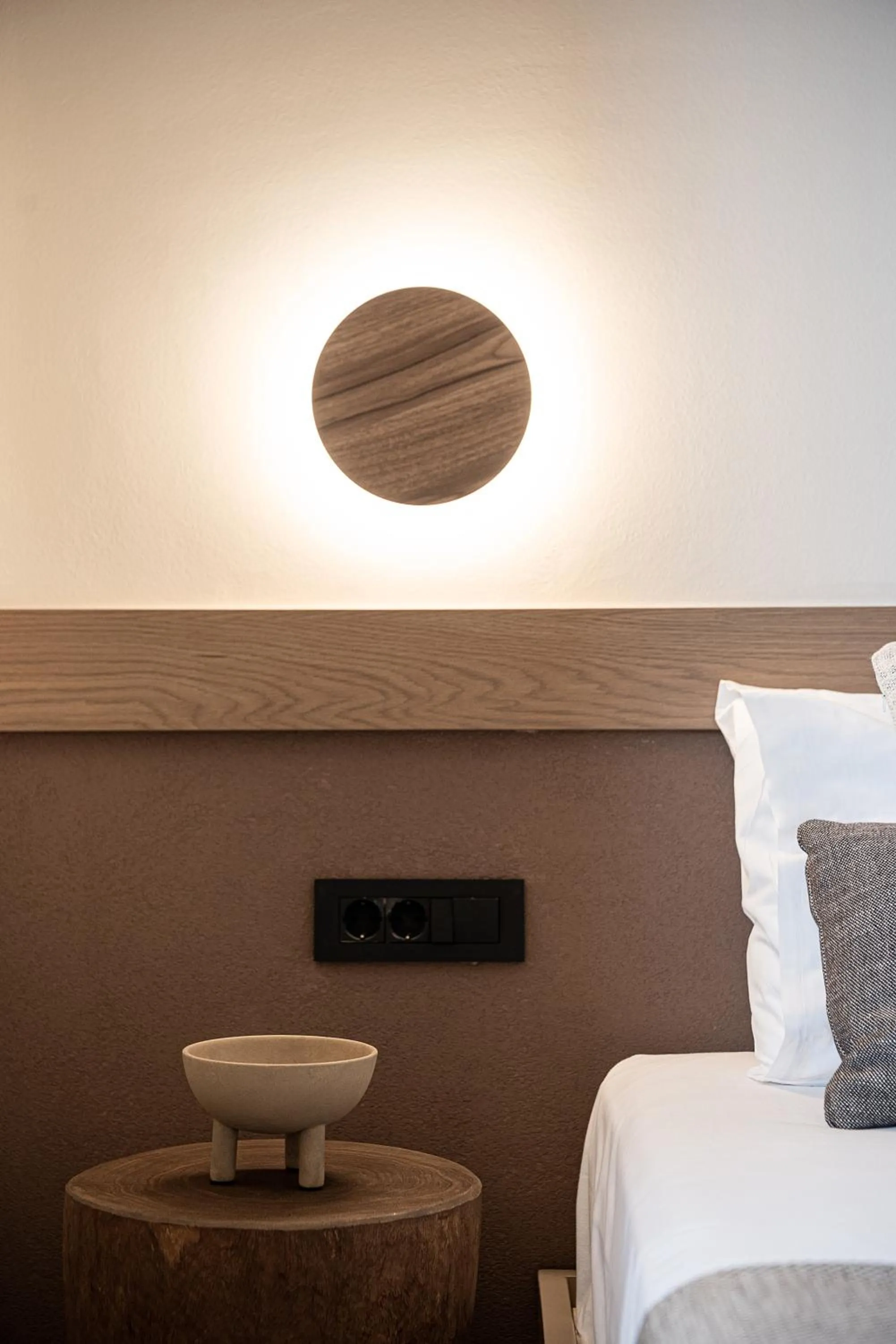 Bed in Esperides Beach Hotel Apartments