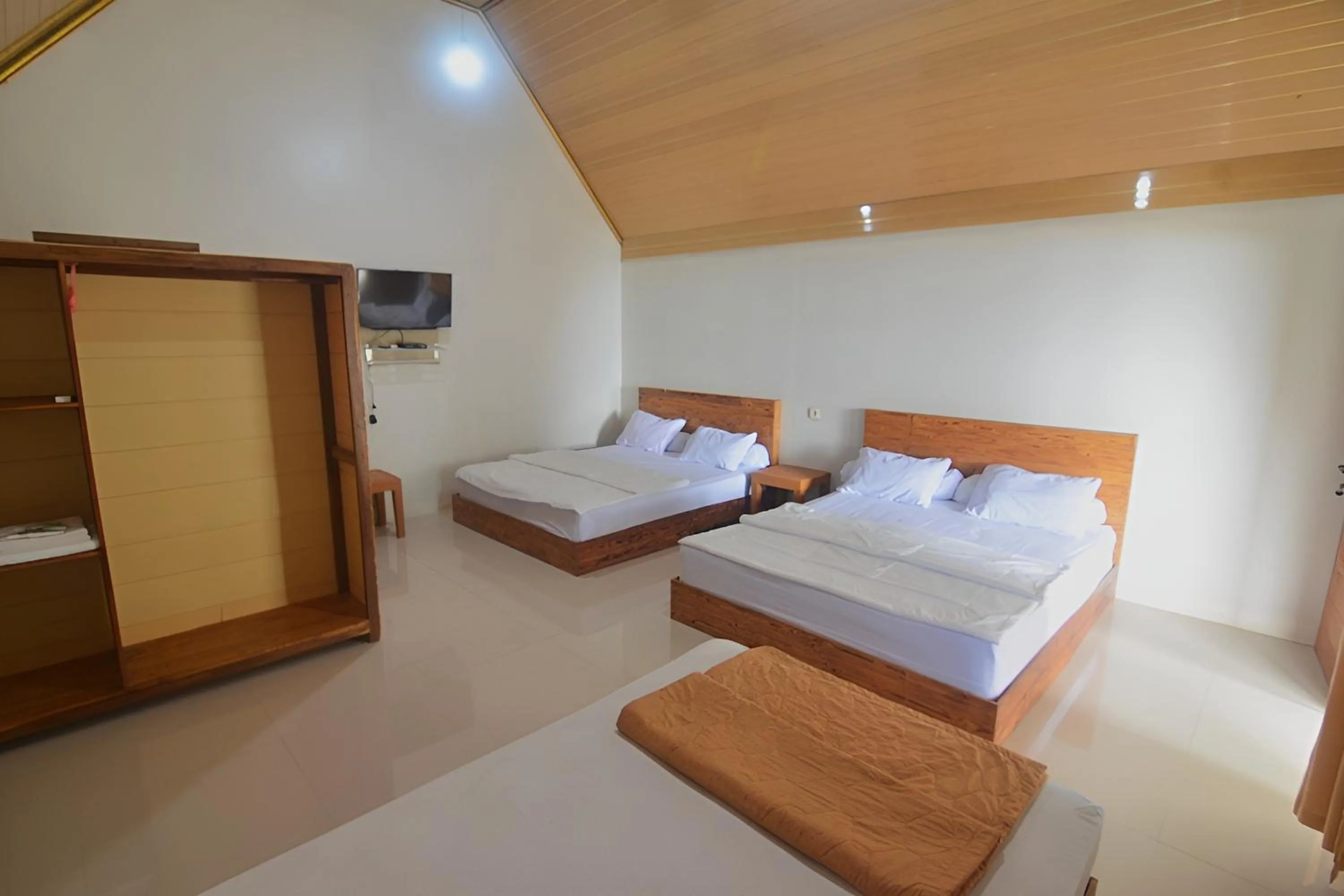 Bedroom, Bed in Villa Kopiori