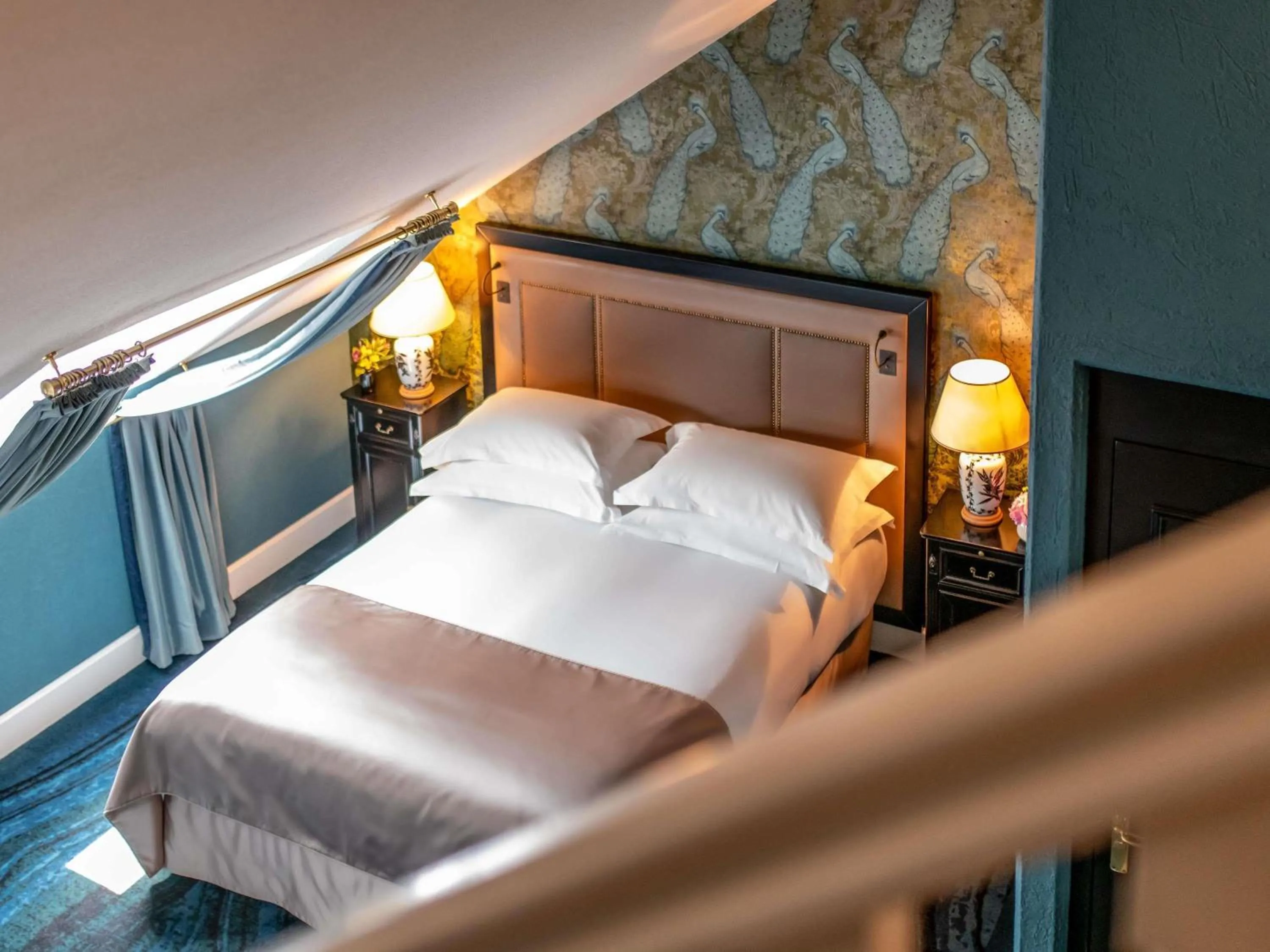 Bedroom, Bed in Hotel Rotary Geneva - MGallery