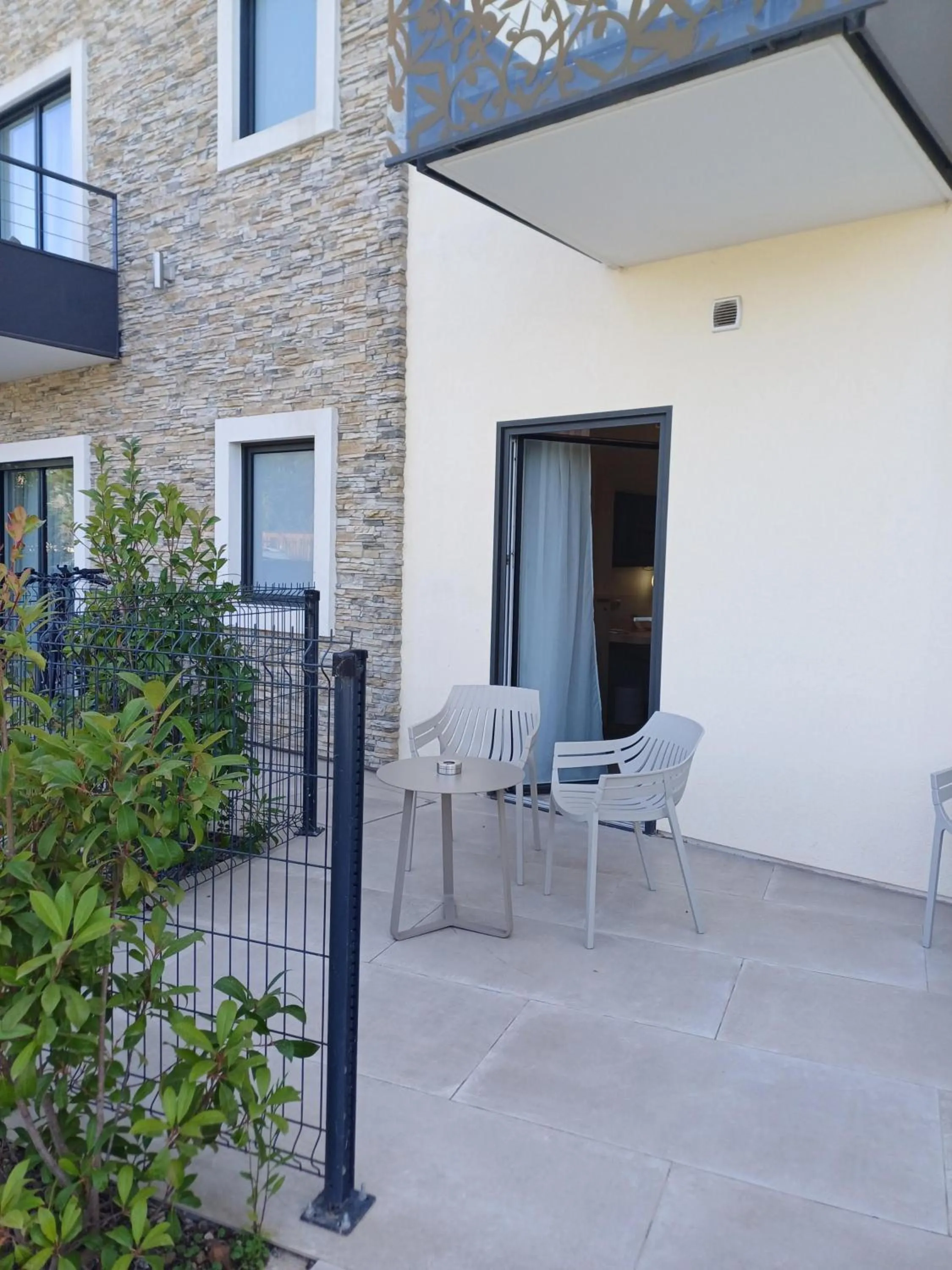 Balcony/Terrace in Ilot du Golf BW Premier Collection