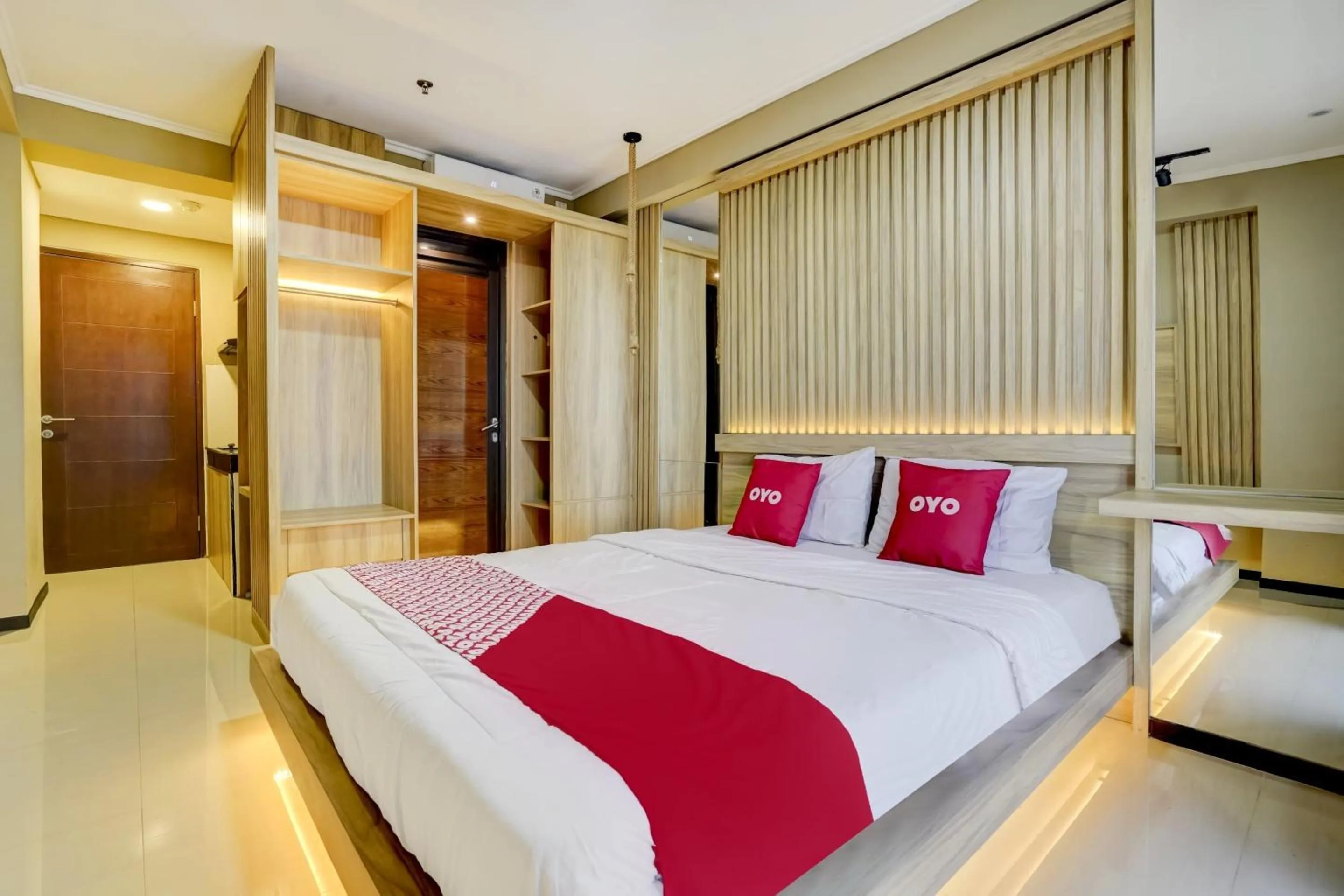 Bedroom in Collection O 90205 Queen Rent Apartment Gateway Pasteur