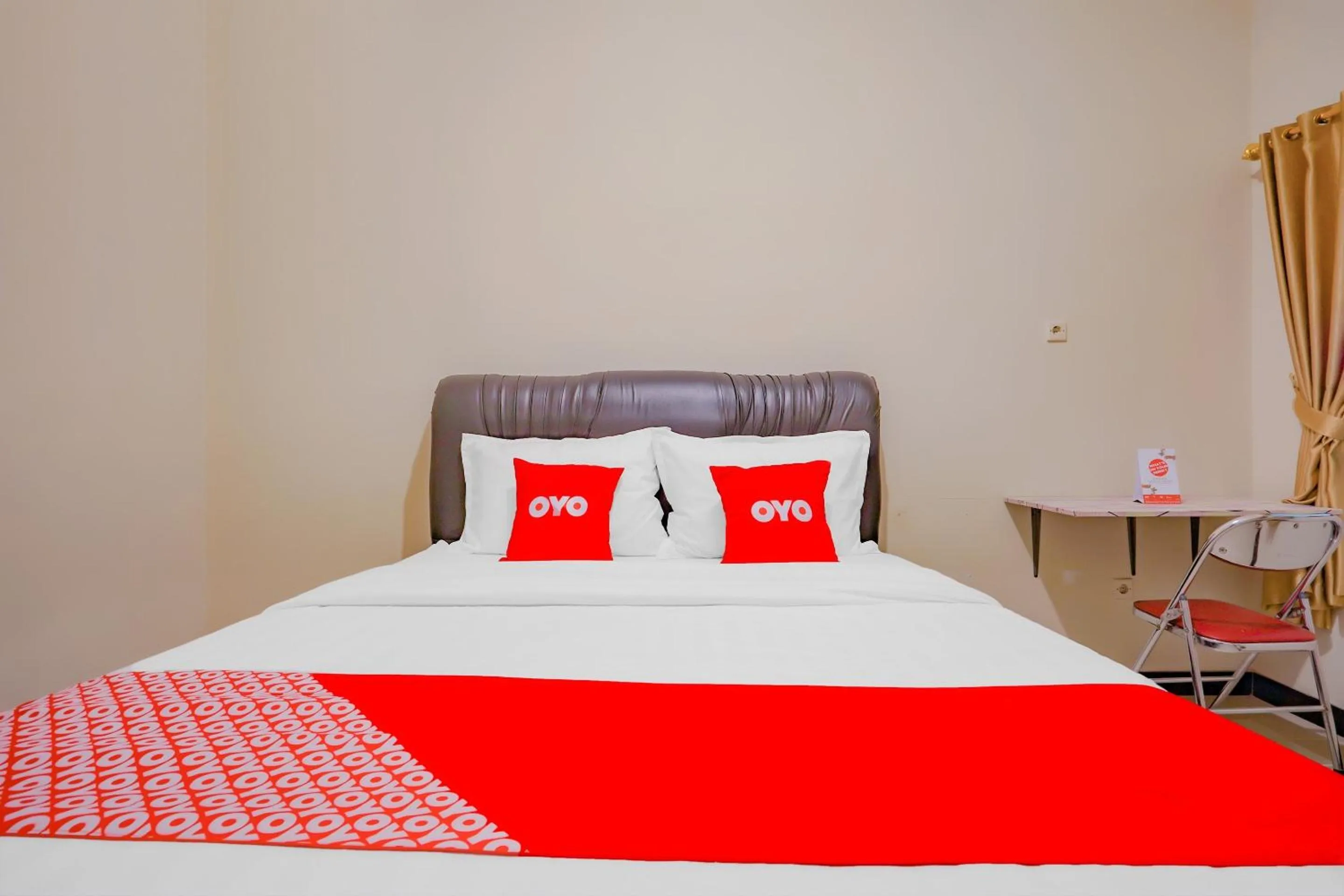 Bedroom, Bed in Hotel O Kenari House Syariah