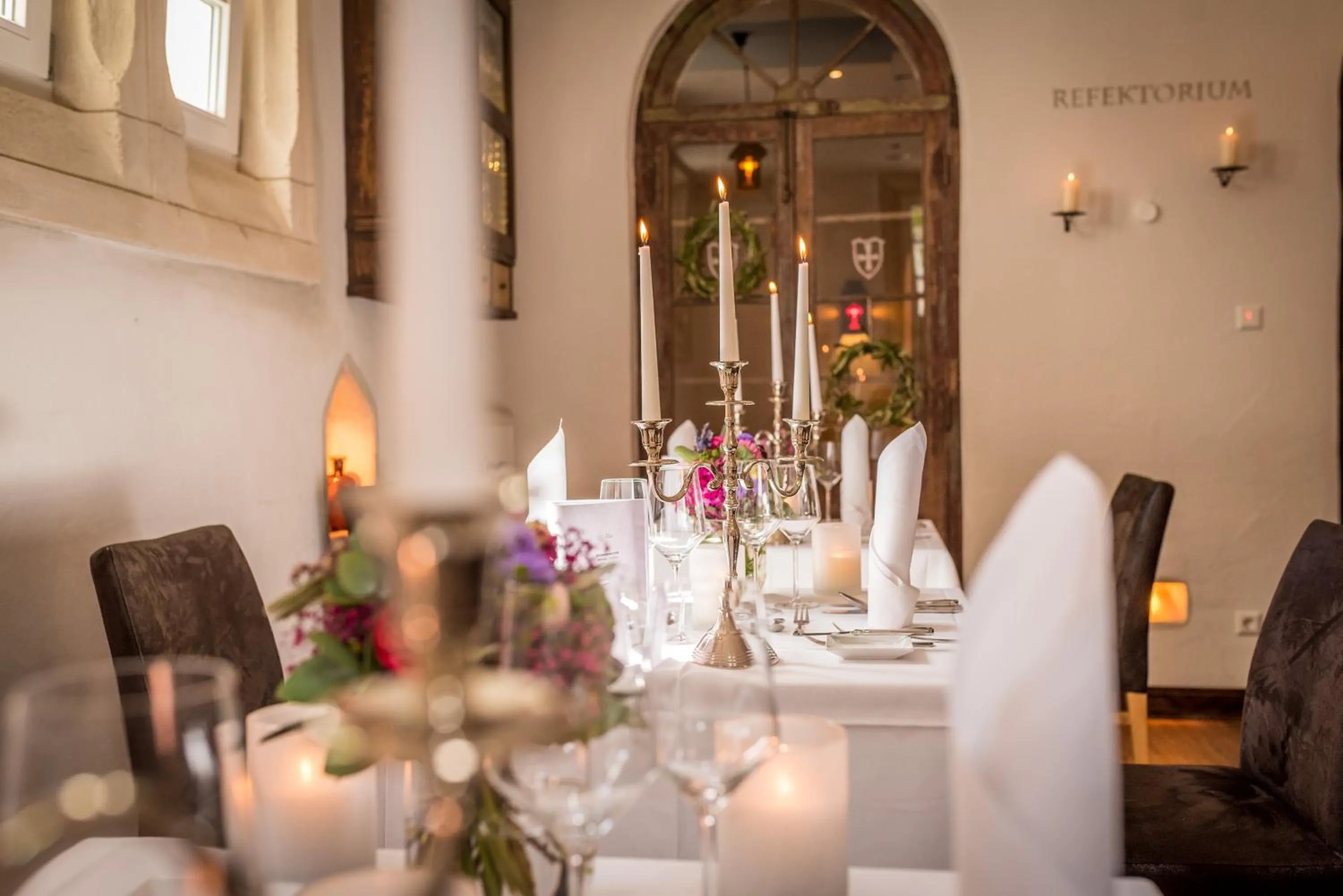 Restaurant/places to eat in Hotel Arthus