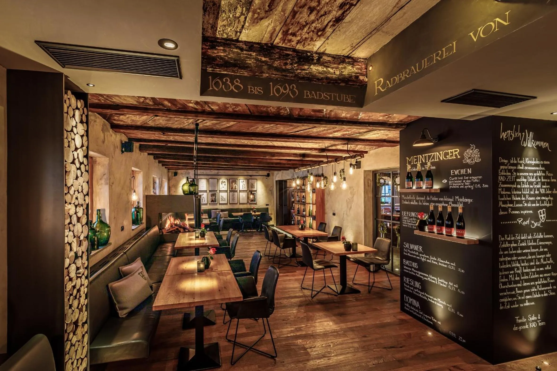 Restaurant/places to eat in Hotel Arthus