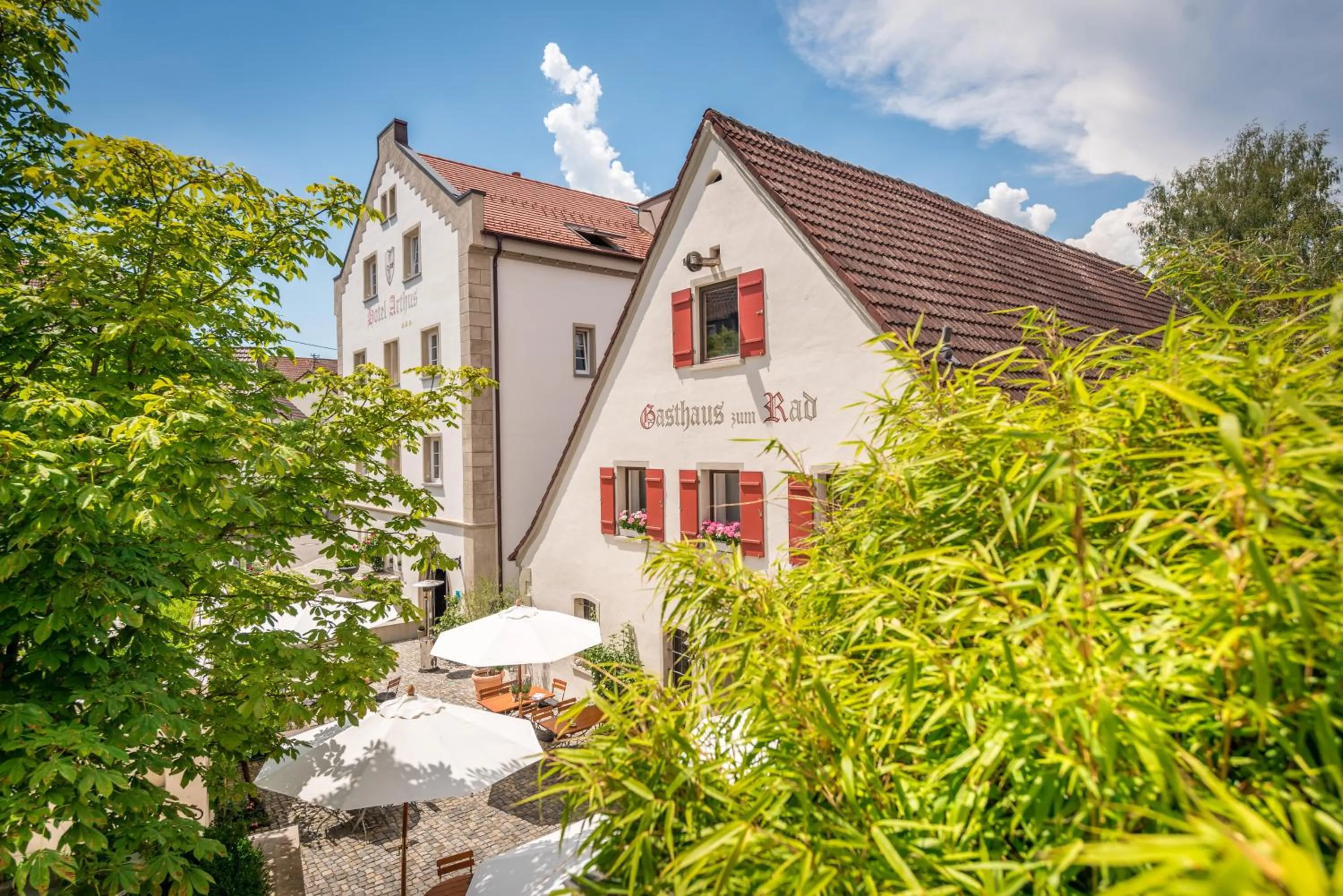 Summer in Hotel Arthus