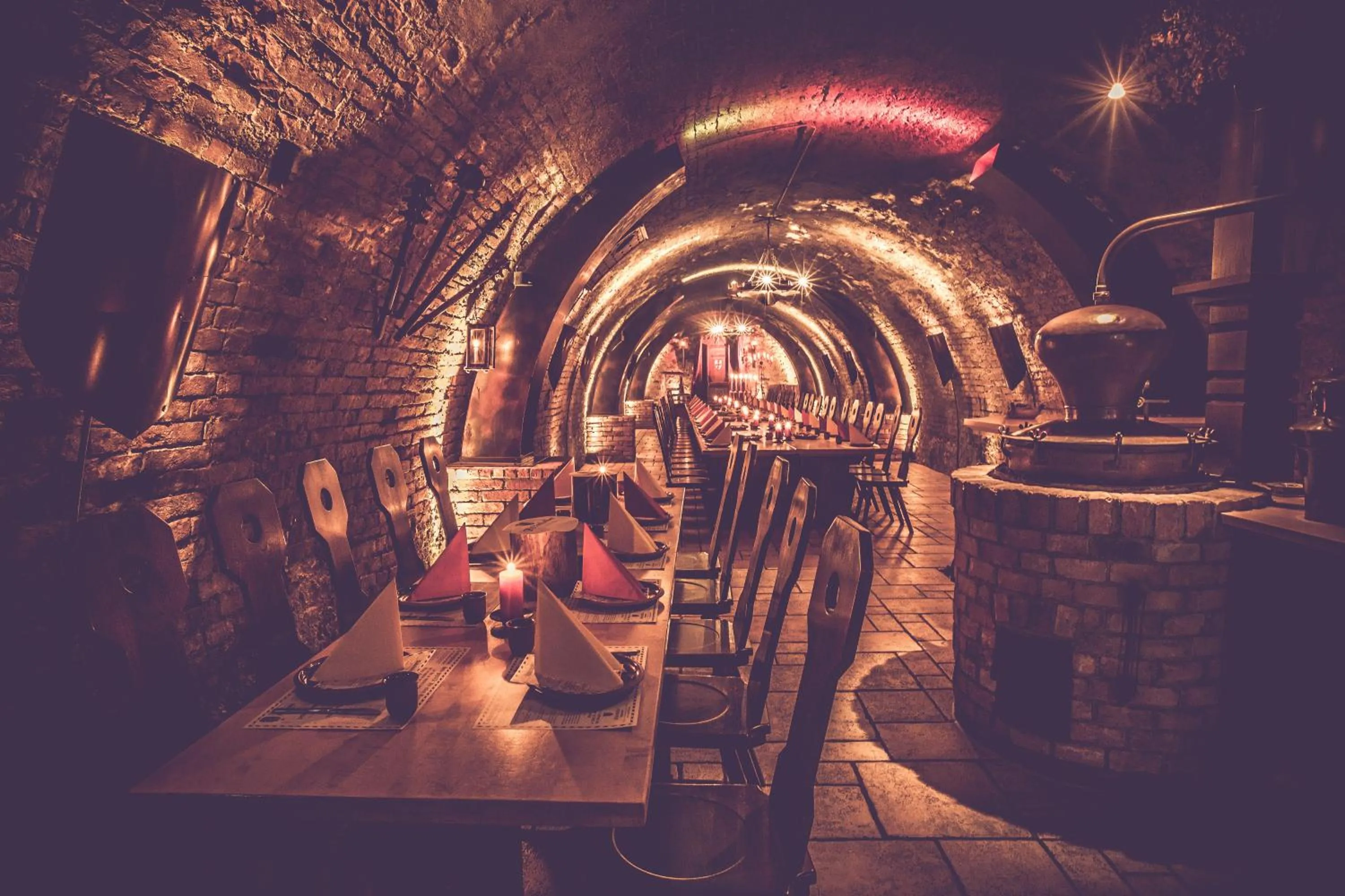 Restaurant/places to eat in Hotel Arthus