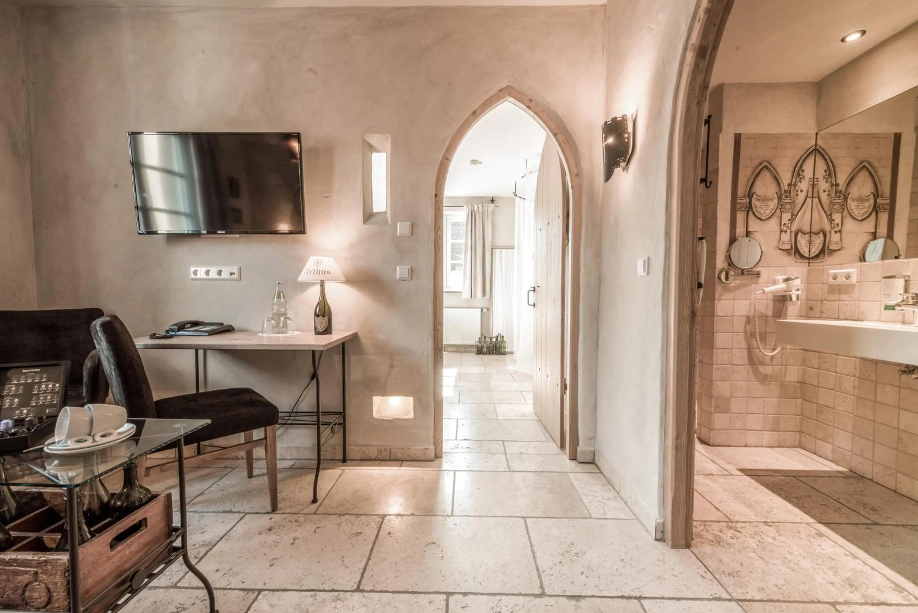 Bathroom in Hotel Arthus