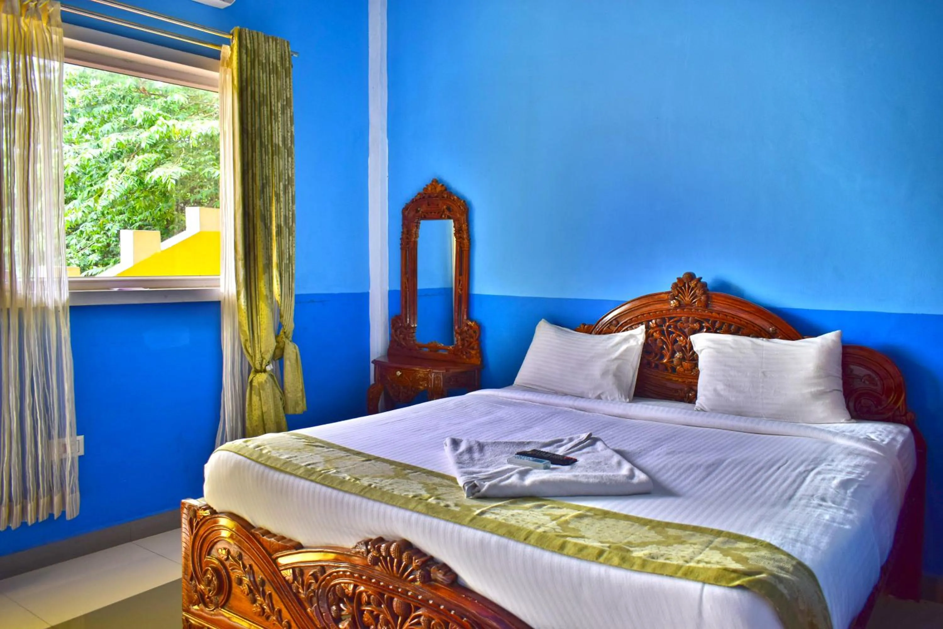 Bed in Hill Fort Hotel And Resorts Yelagiri Hills