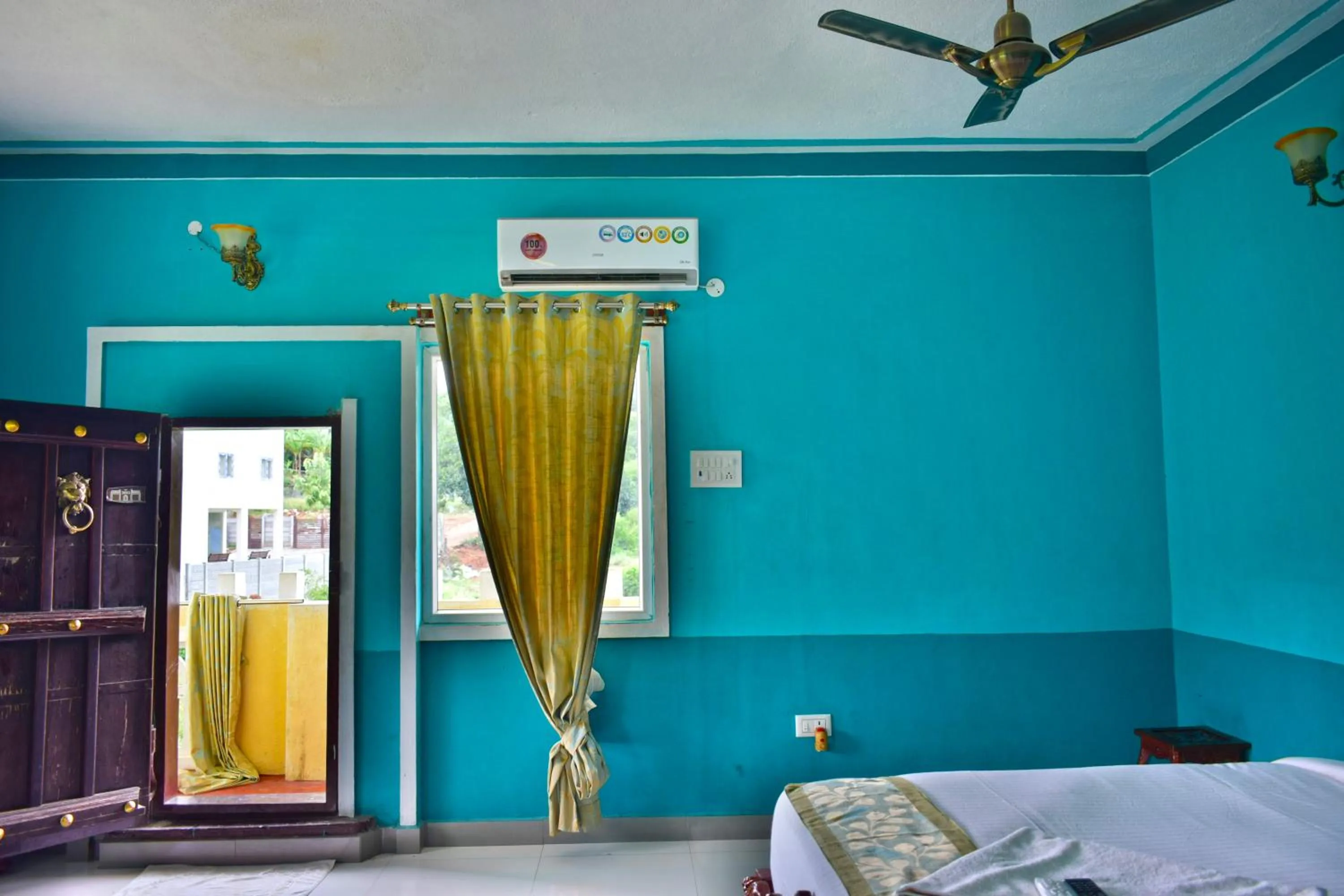 Garden view, Bed in Hill Fort Hotel And Resorts Yelagiri Hills