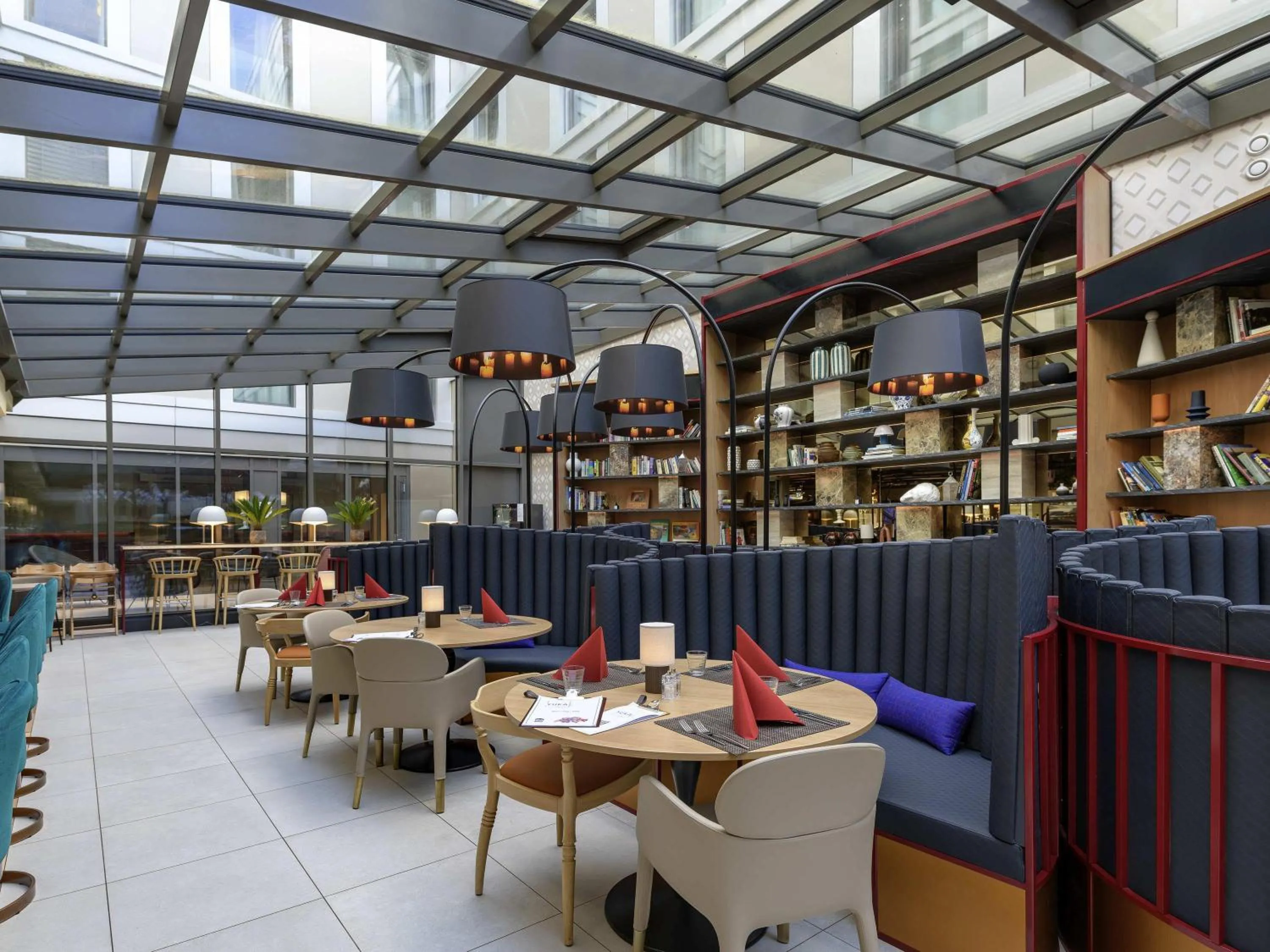 Restaurant/places to eat in ibis Styles Zurich City Center