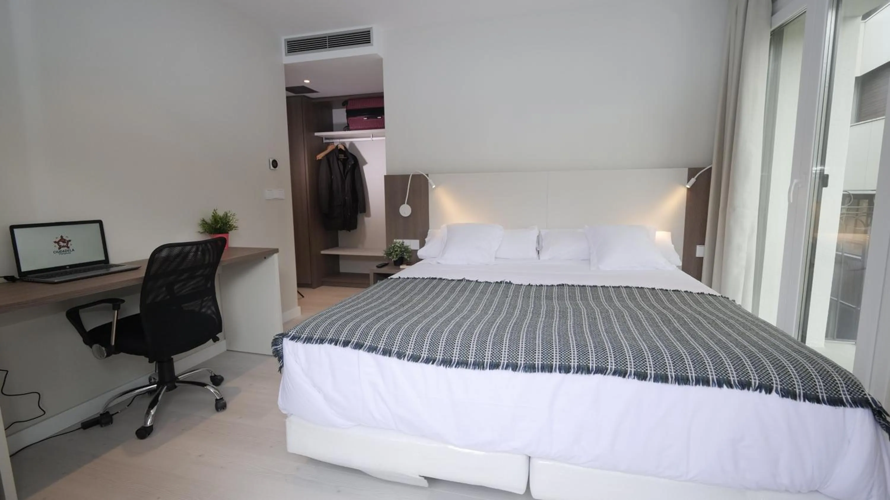 Photo of the whole room, Bed in Hotel Ciudadela Pamplona