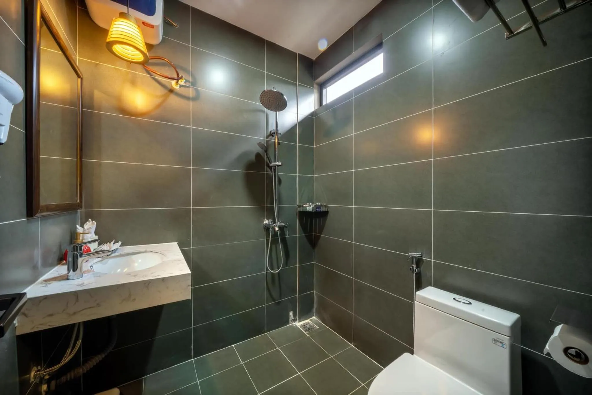 Bathroom in Bach Duong Hotel