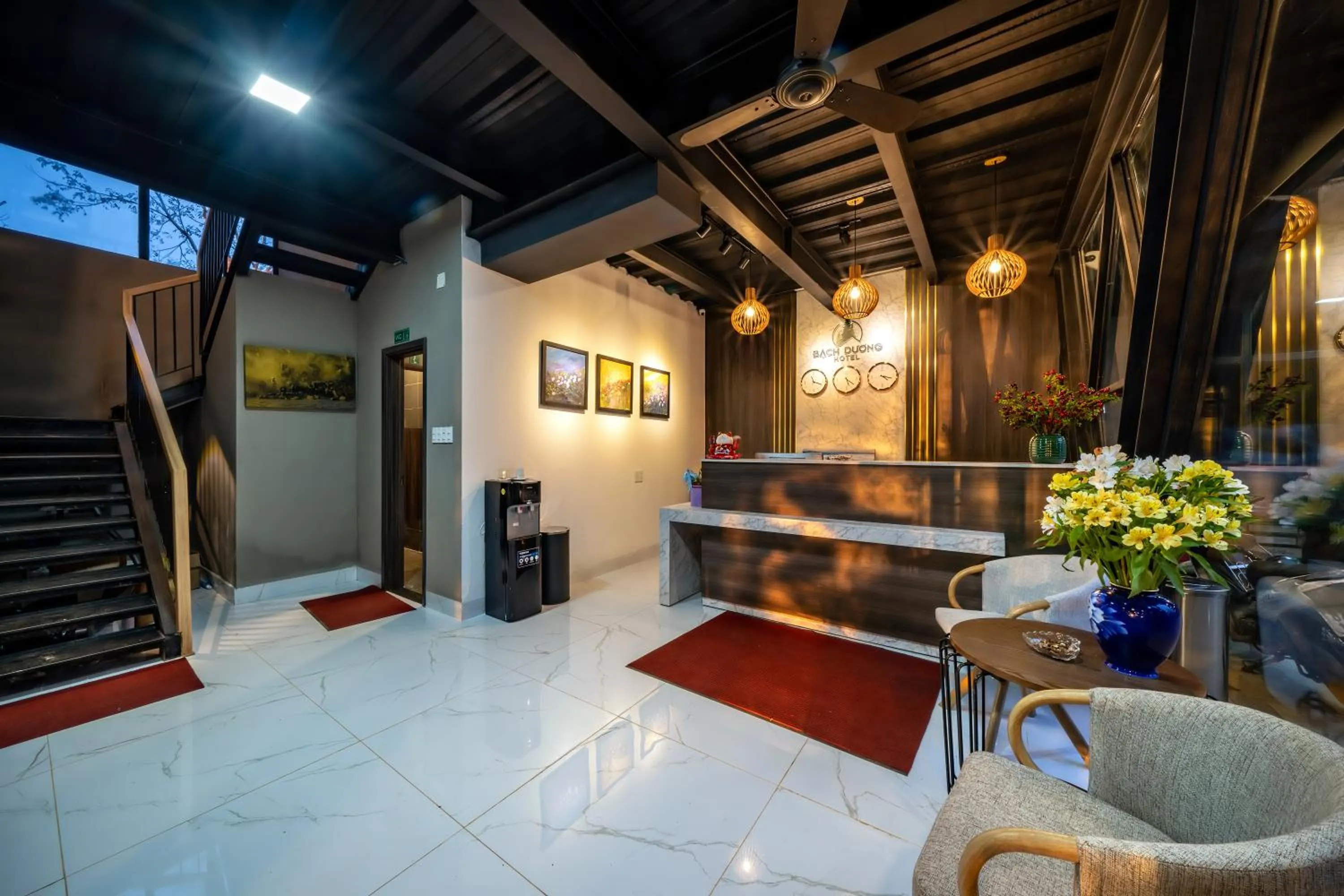Lobby or reception in Bach Duong Hotel