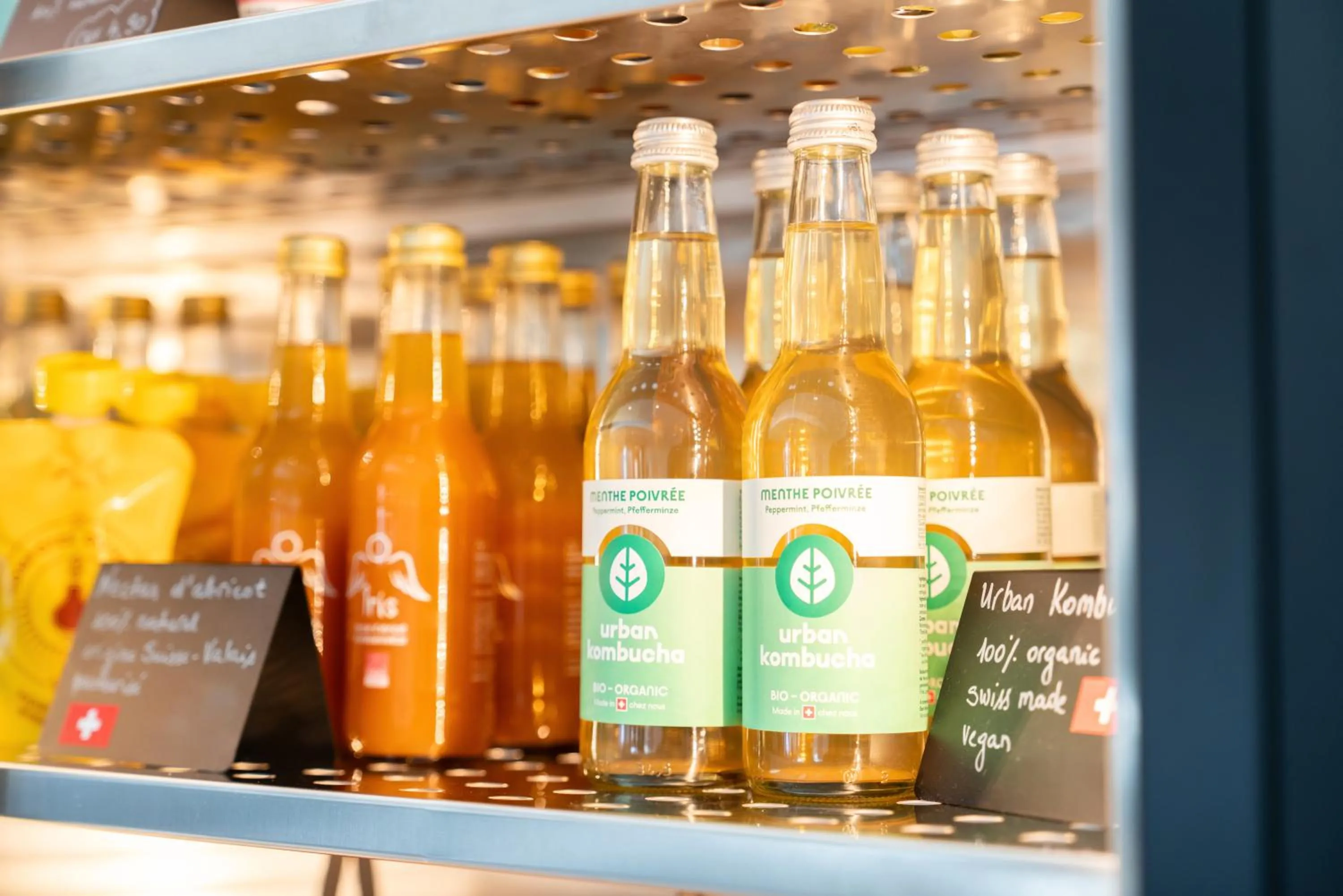 On-site shops in Novotel Suites Genève Aéroport