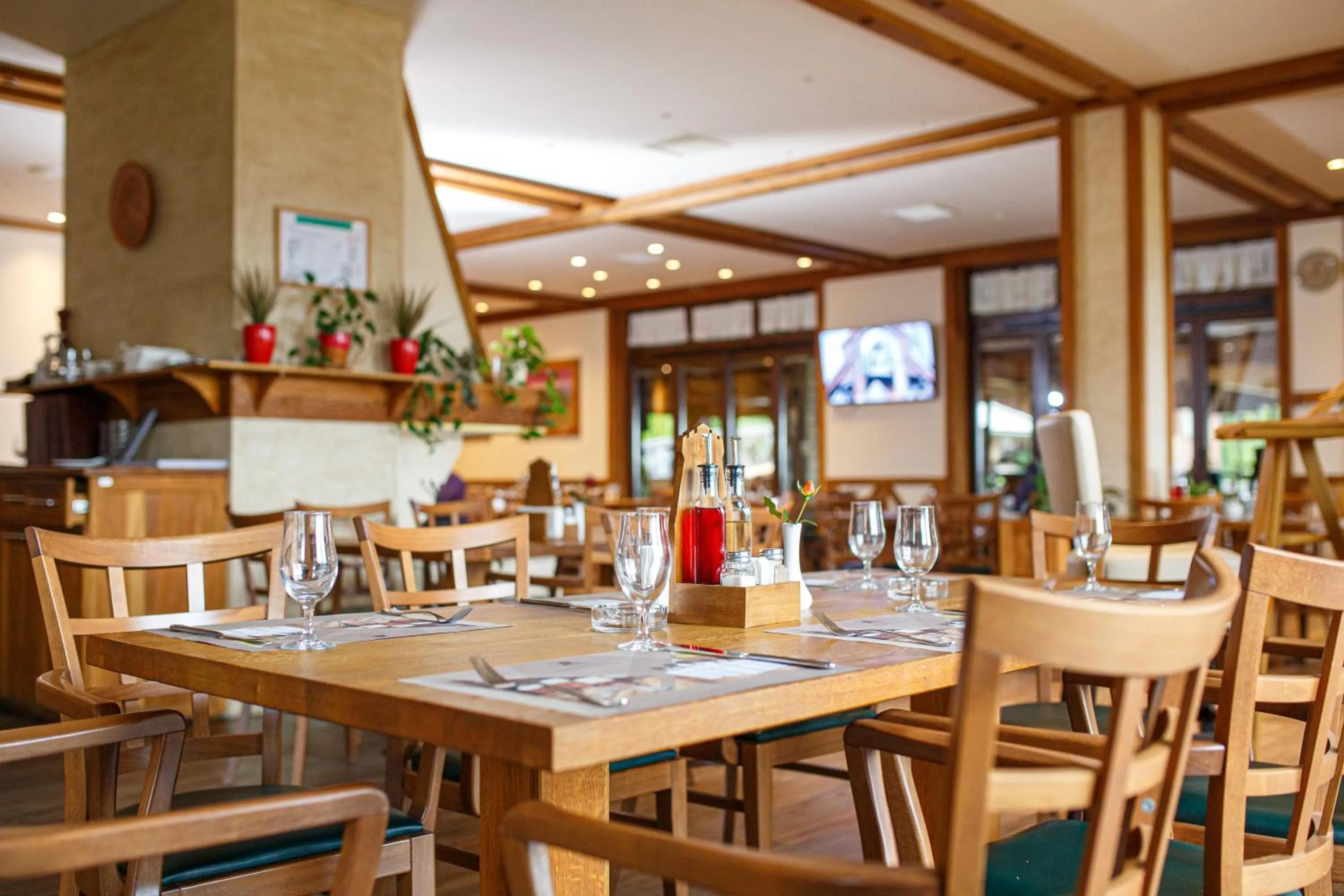 Restaurant/places to eat in Etno Naselje Vrdnička kula - Fruške Terme