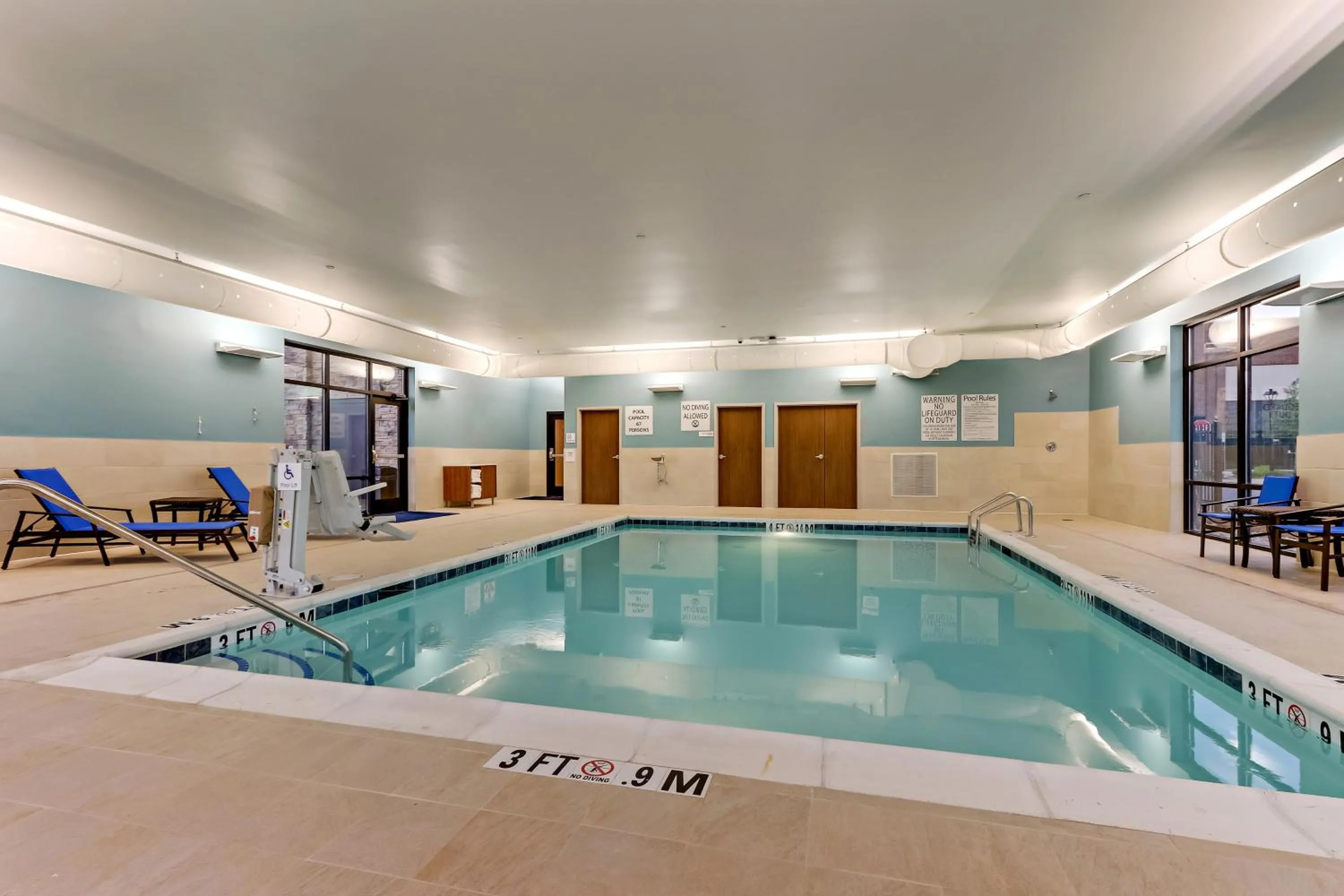 Swimming pool in Holiday Inn Express & Suites - Winston - Salem SW - Clemmons by IHG