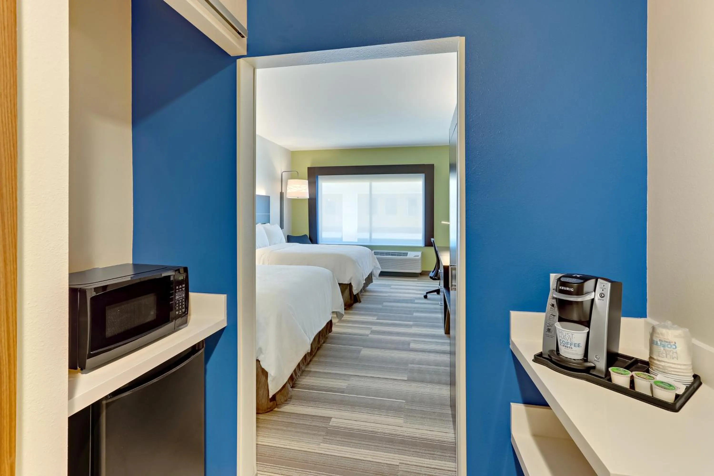 Bedroom in Holiday Inn Express & Suites - Winston - Salem SW - Clemmons by IHG