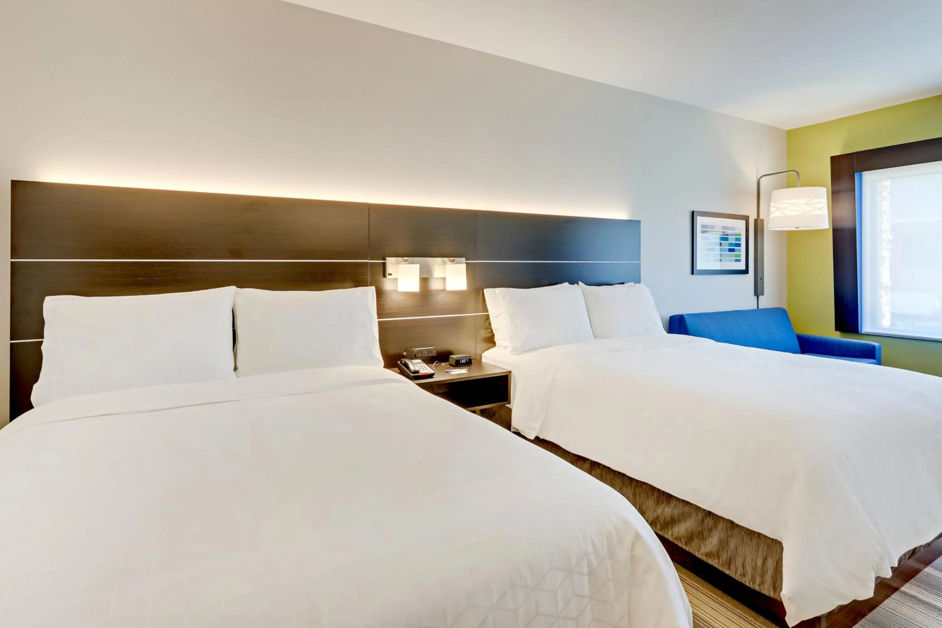 Bedroom, Bed in Holiday Inn Express & Suites - Winston - Salem SW - Clemmons by IHG