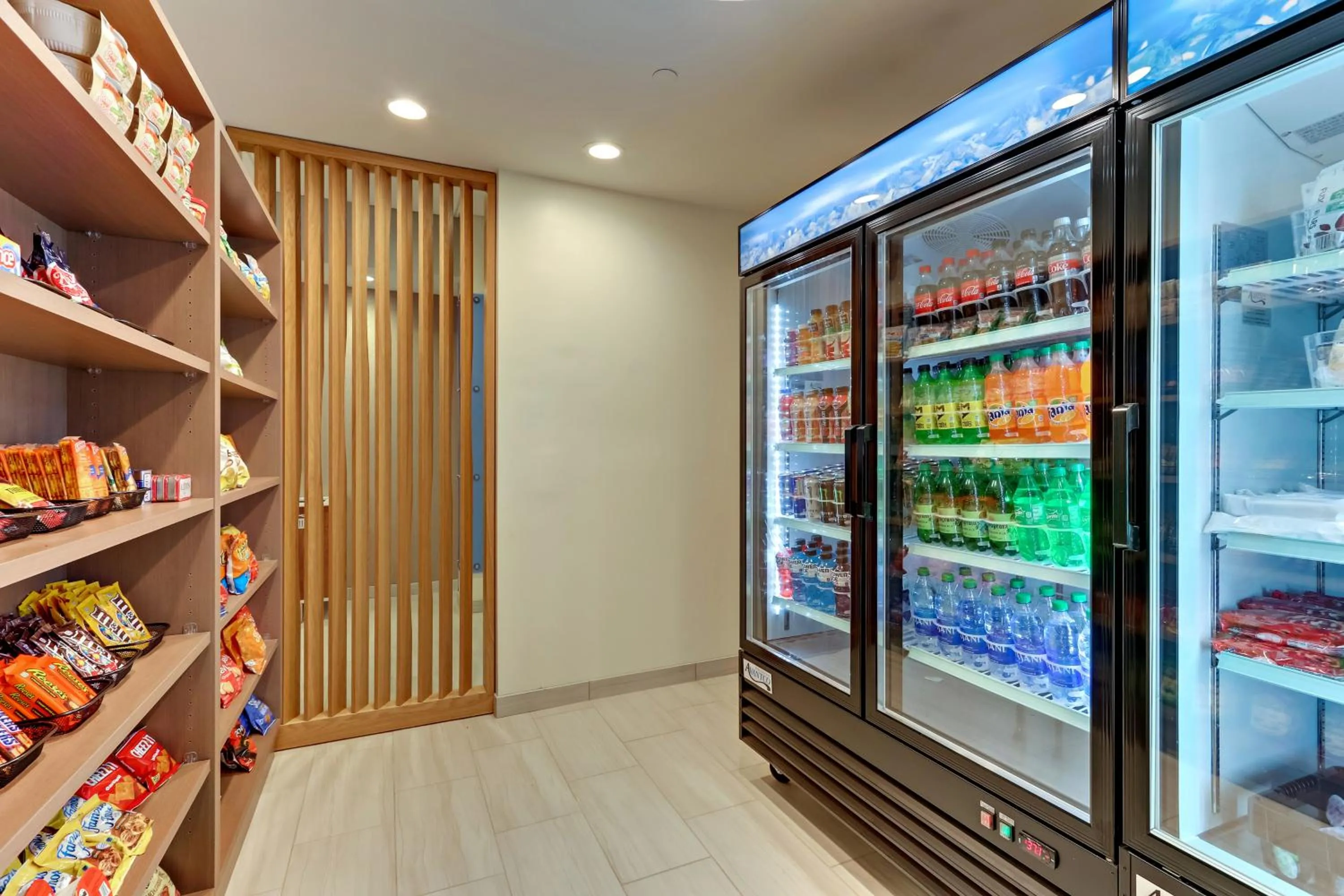 On-site shops in Holiday Inn Express & Suites - Winston - Salem SW - Clemmons by IHG