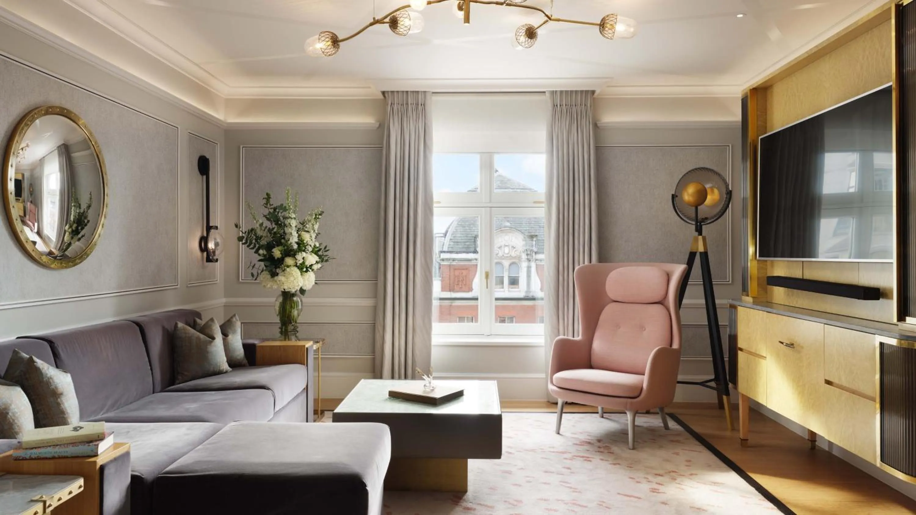 Living room in Mandarin Oriental Hyde Park, London