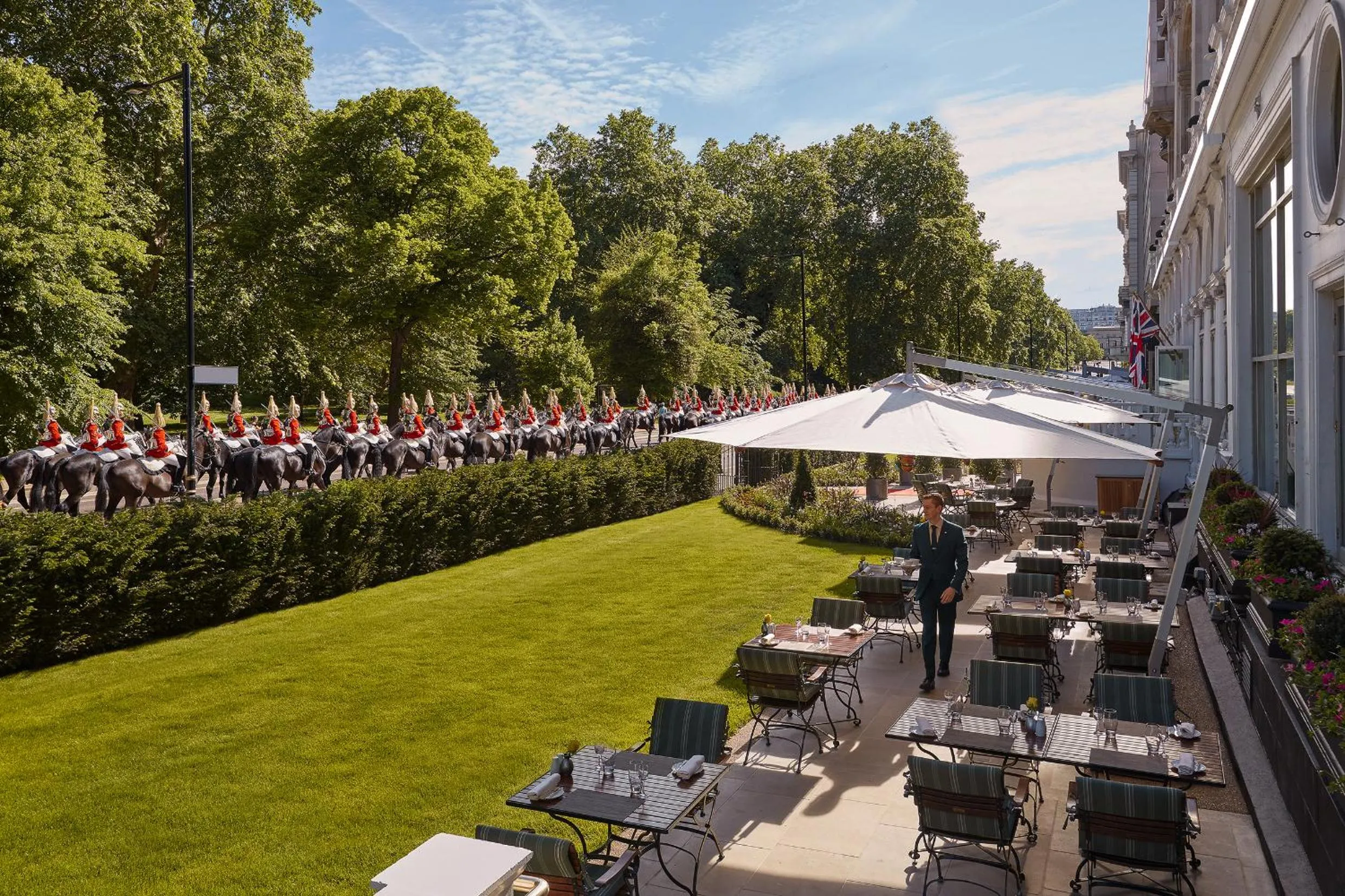 Restaurant/places to eat in Mandarin Oriental Hyde Park, London