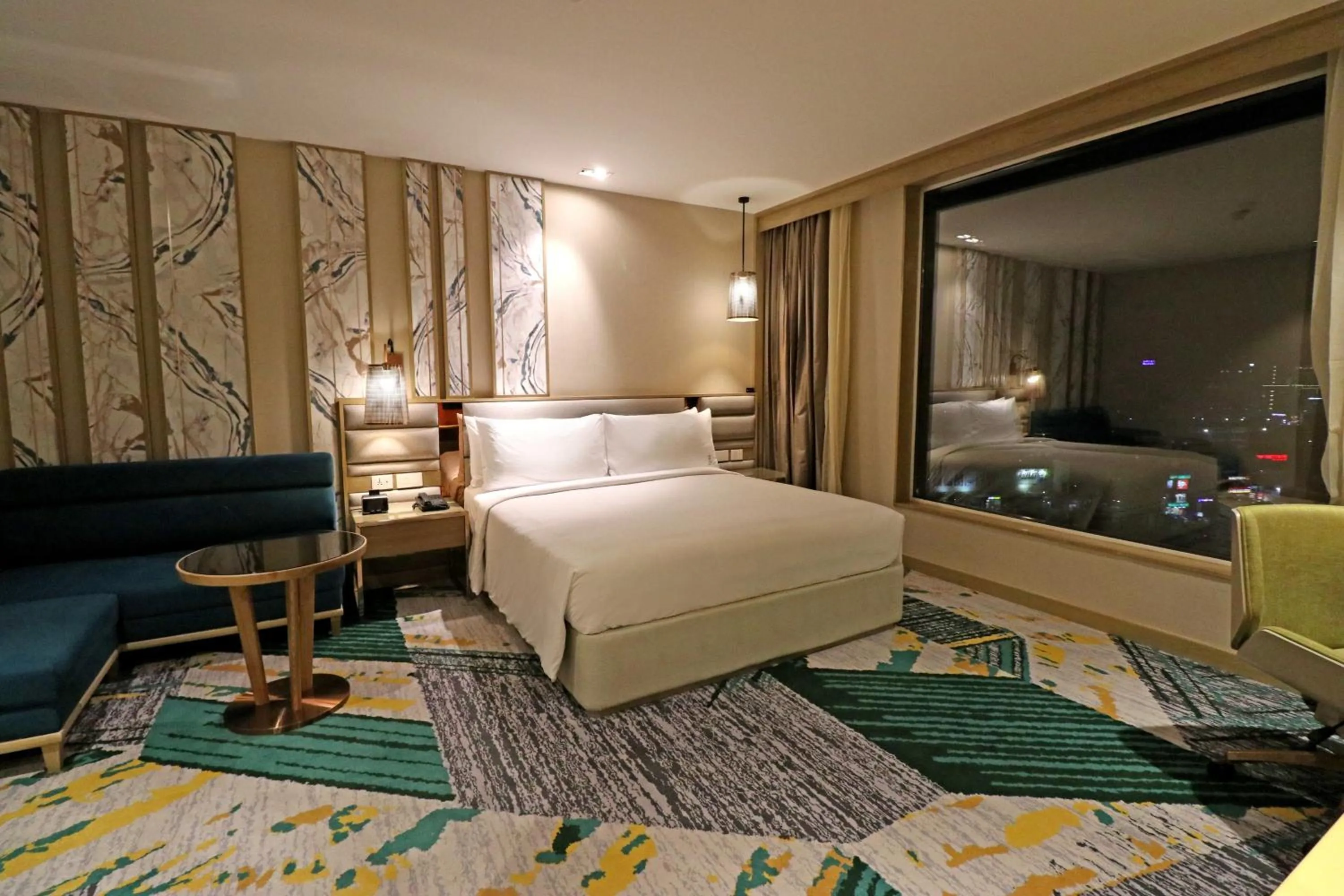 Photo of the whole room, Bed in Holiday Inn Chandigarh Zirakpur by IHG