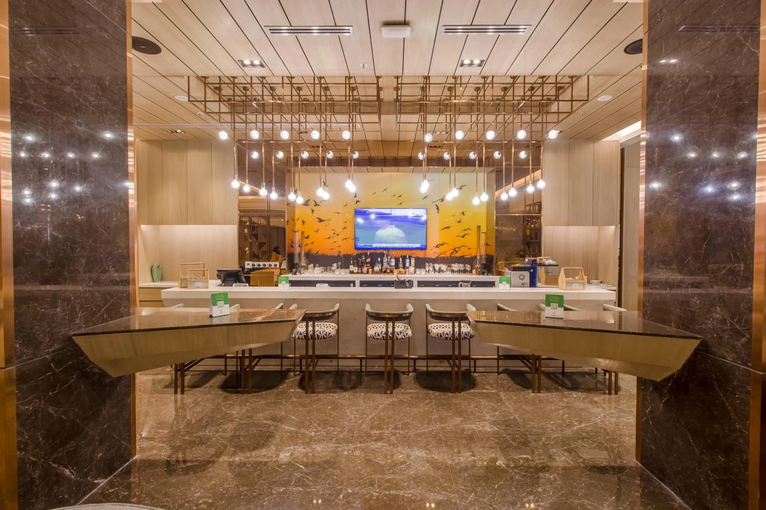 Restaurant/places to eat in Holiday Inn Chandigarh Zirakpur by IHG