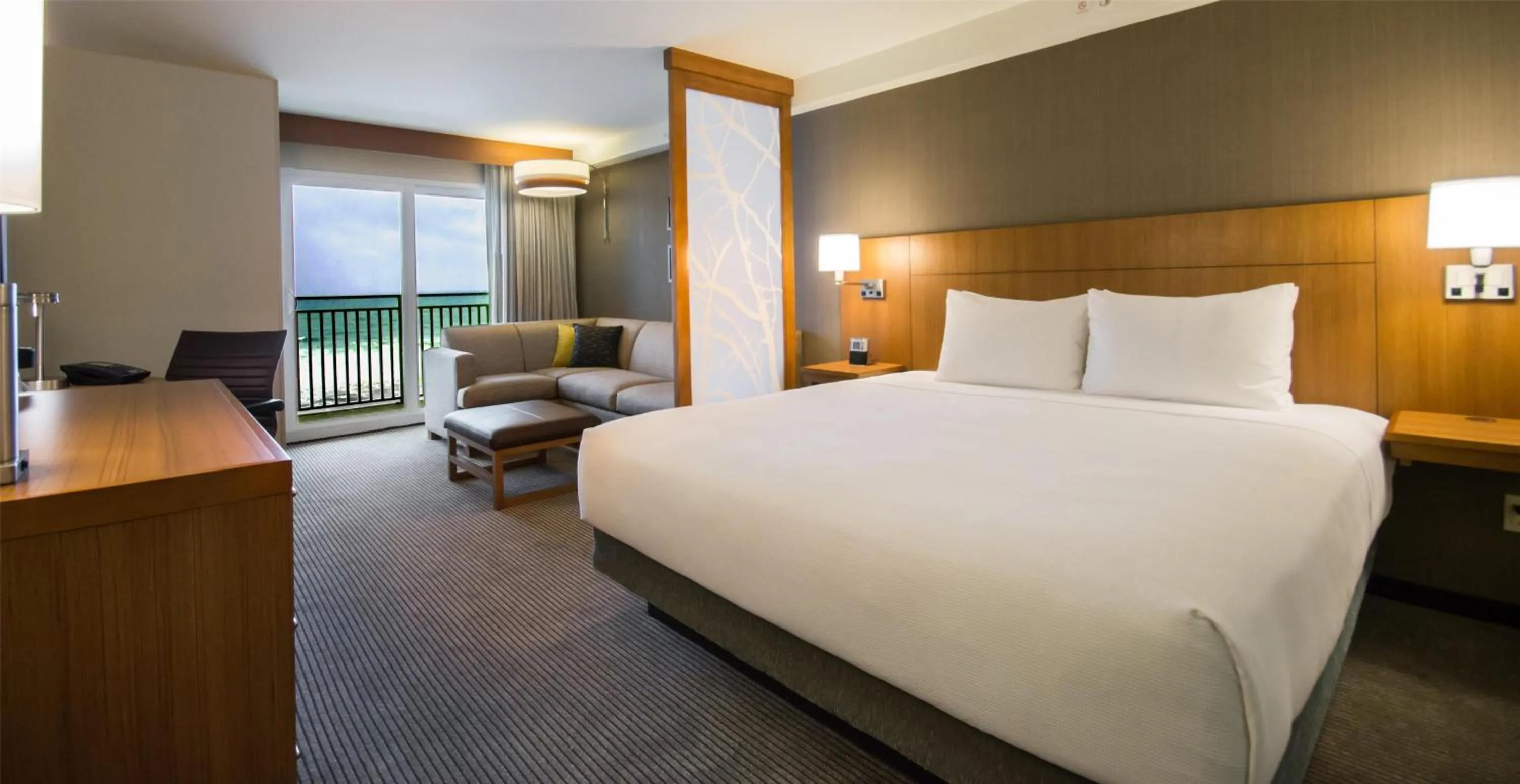 Bedroom, Bed in Hyatt Place Daytona Beach-Oceanfront