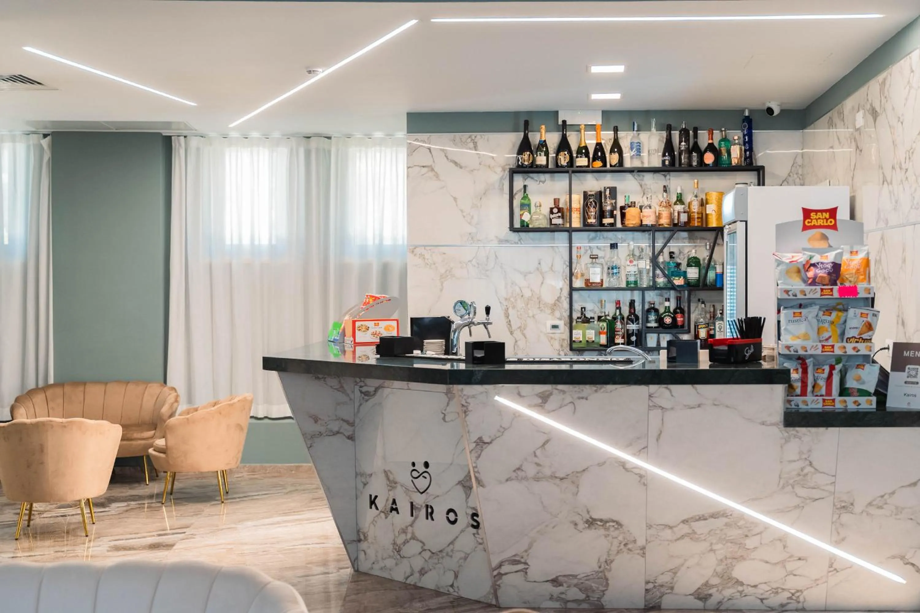 Lounge or bar in Kairos Hotel