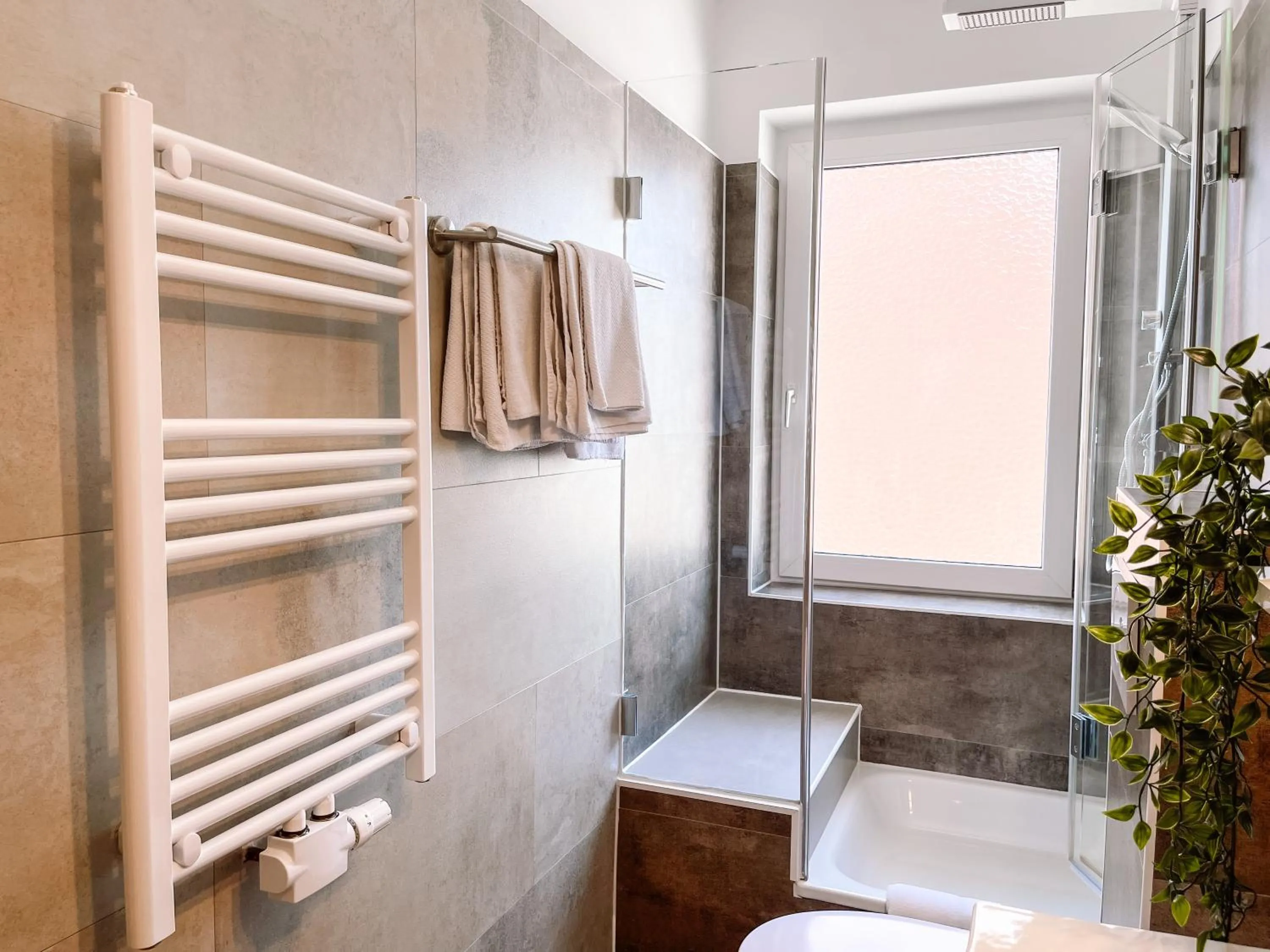 Bathroom in Hotel Falk