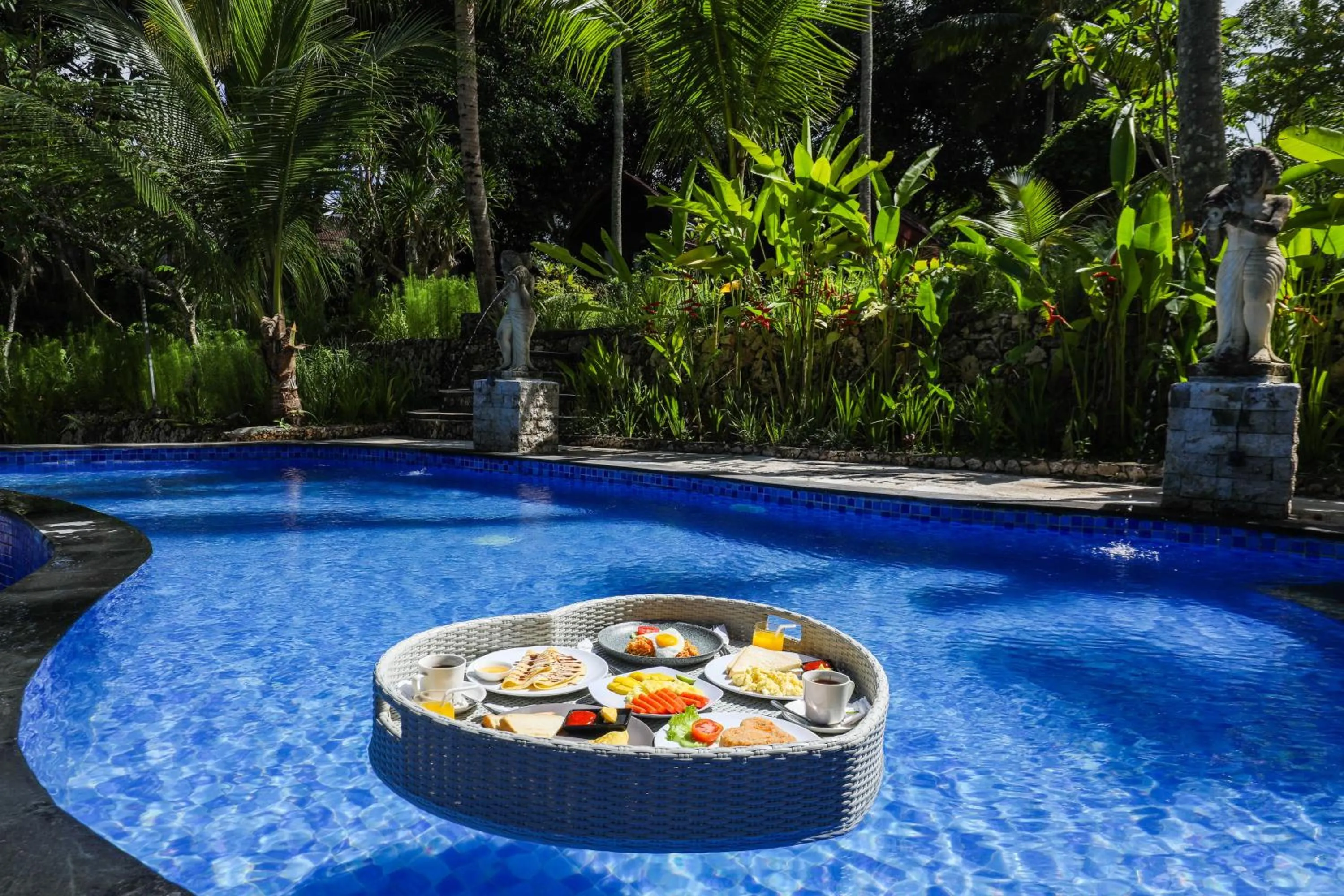 Food and drinks in Bila Penida Resort & Farm