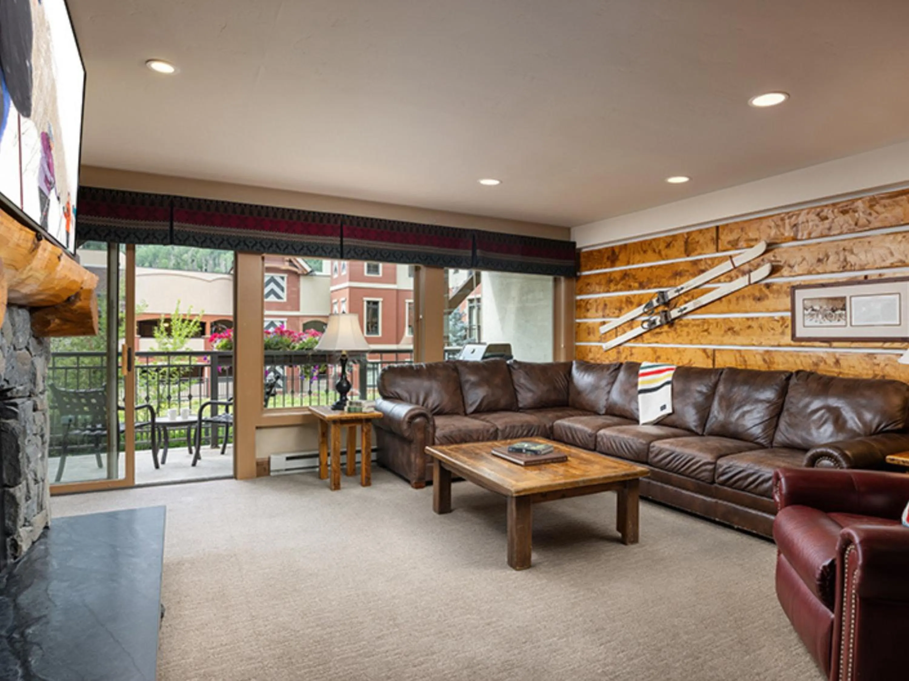 Living room in Montaneros in Vail
