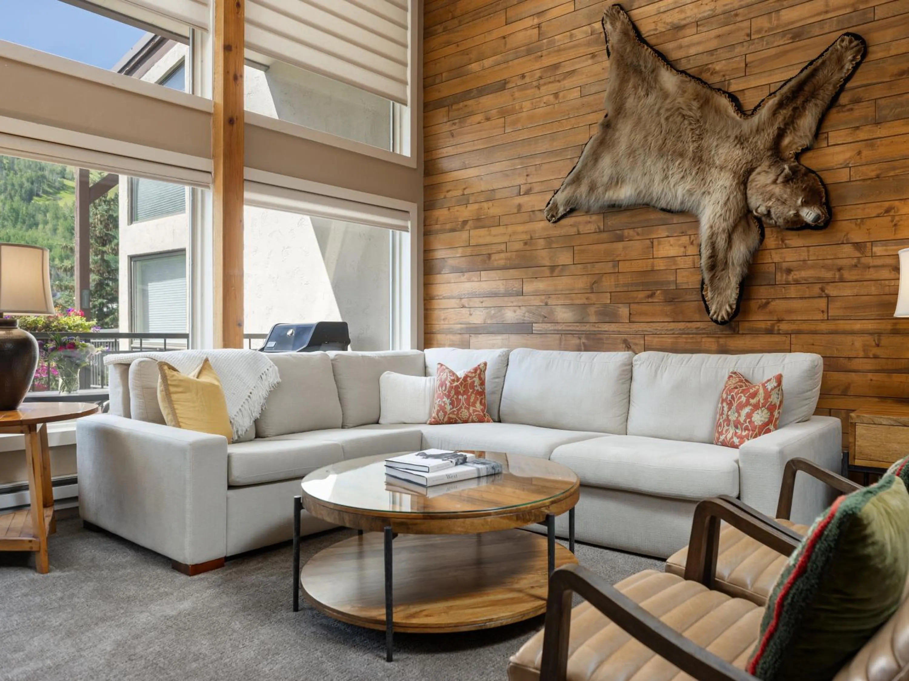 Living room in Montaneros in Vail