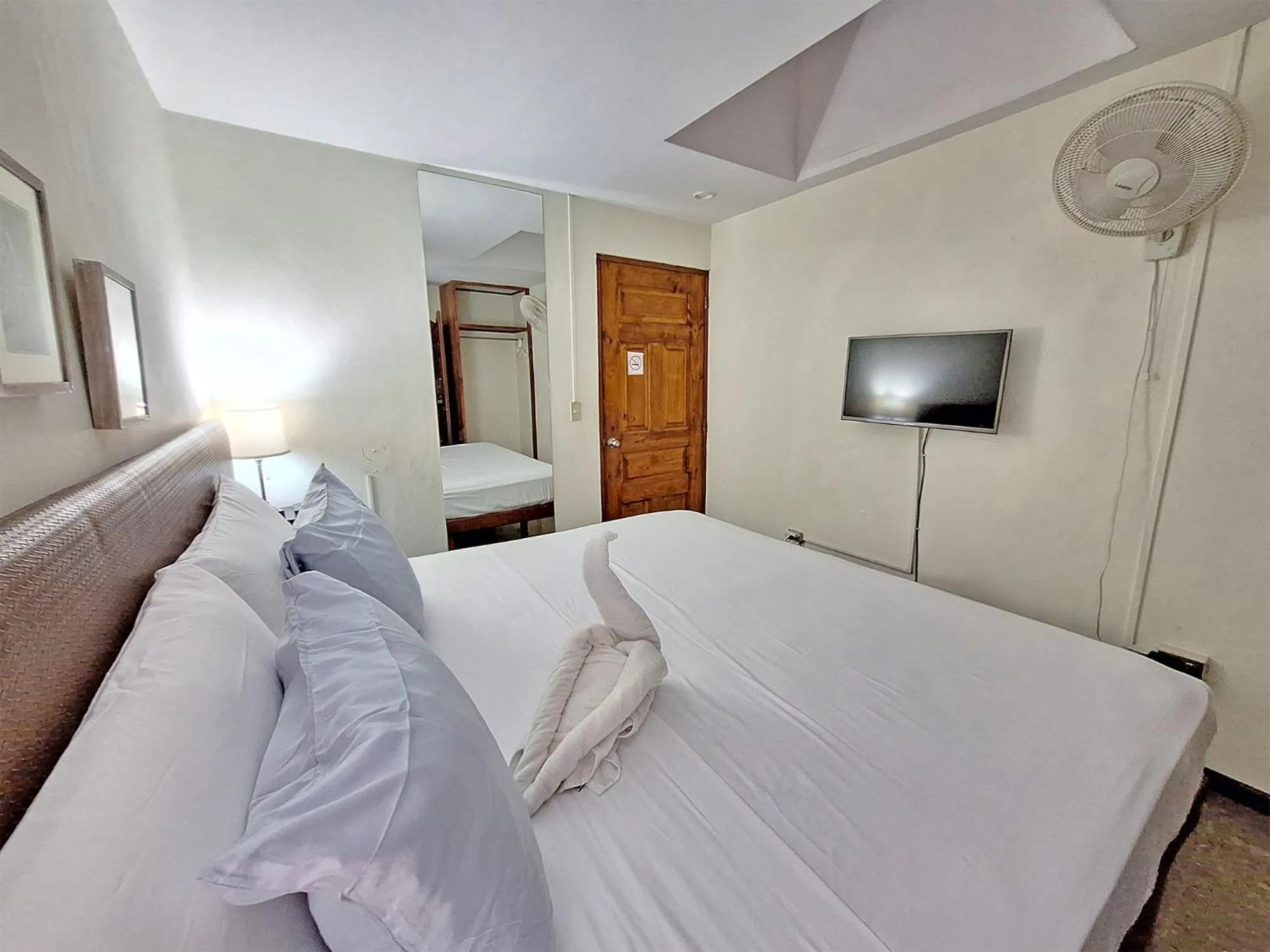 Bed in Colours Oasis Resort ADULT ONLY