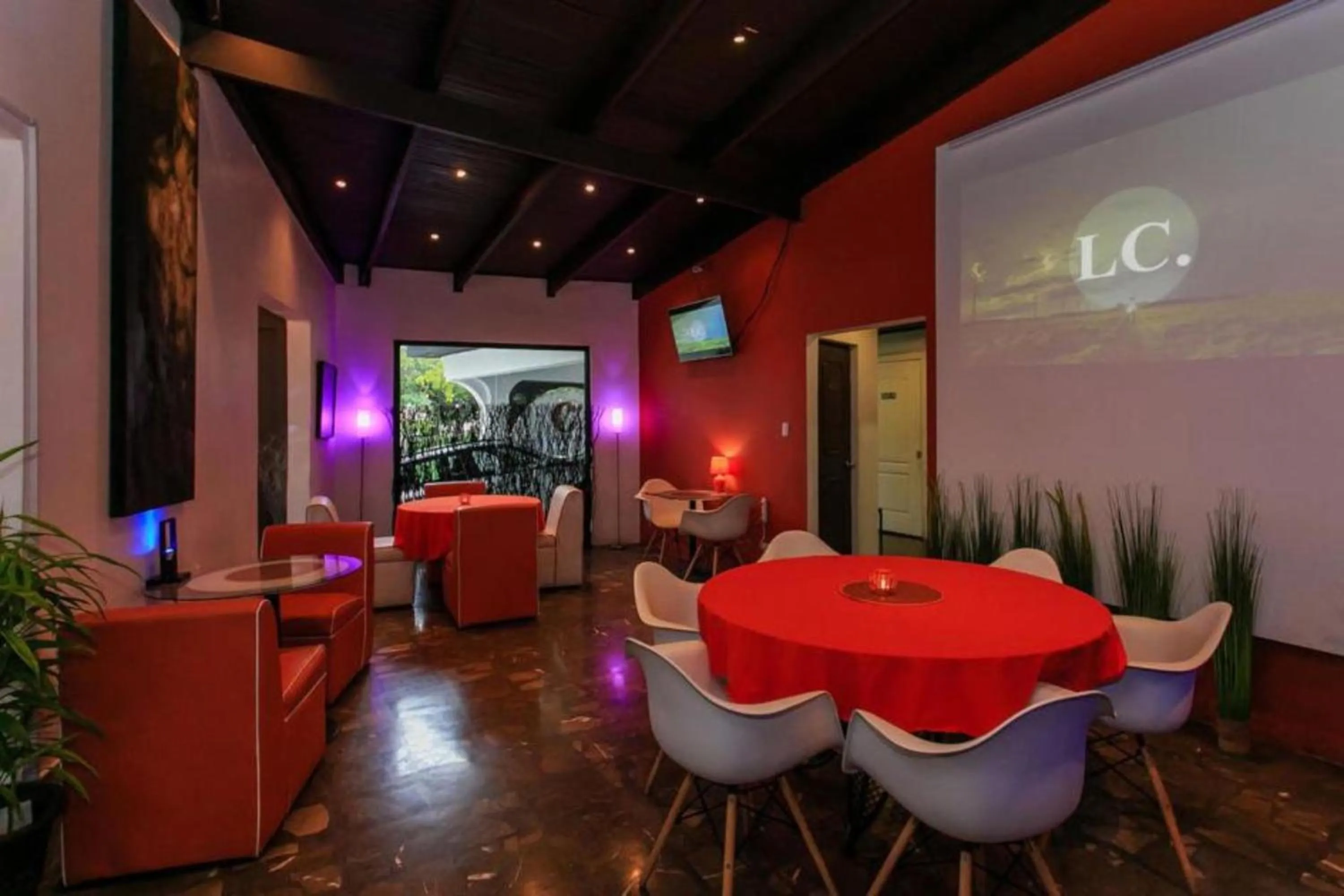 Restaurant/places to eat in Colours Oasis Resort ADULT ONLY