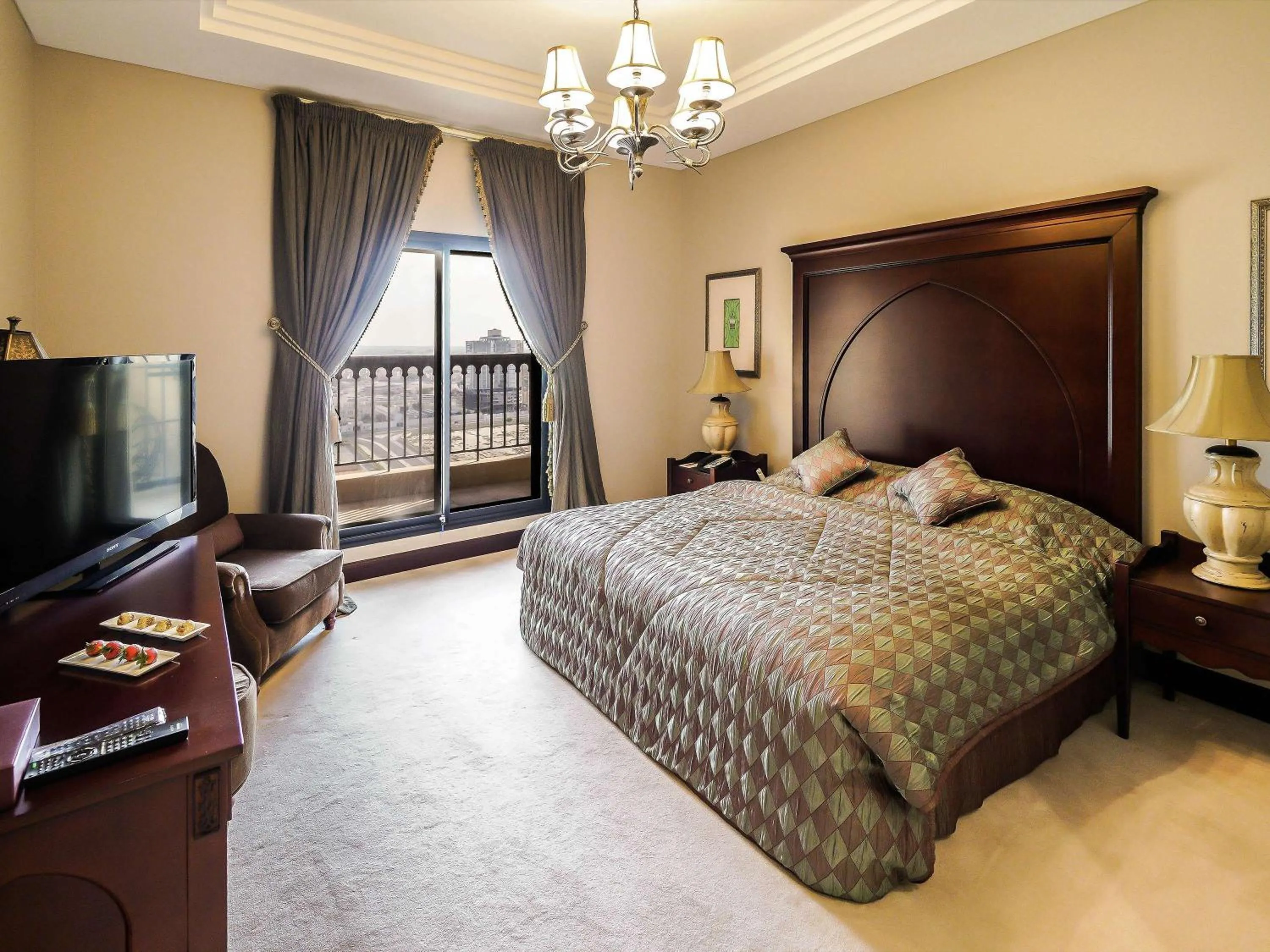 Bedroom in Mercure Grand Hotel Seef - All Suites