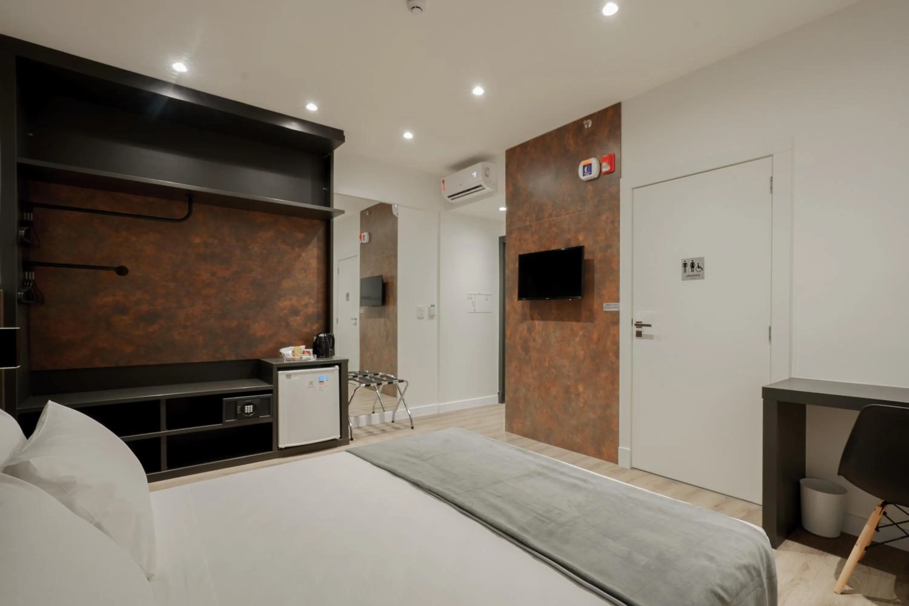 TV and multimedia, Bed in Slaviero Chapecó - Pet Friendly - Próximo a EFAPI