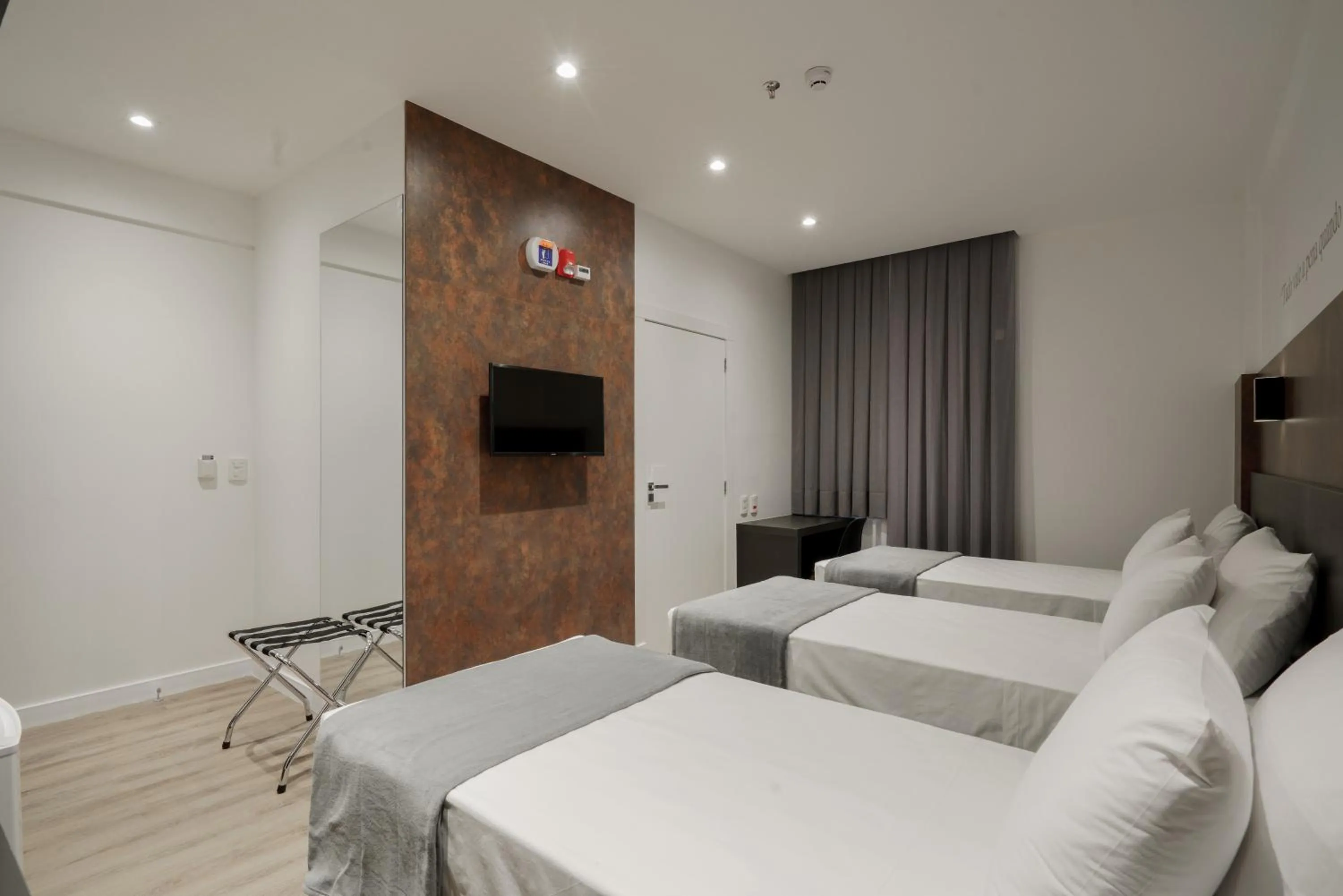 TV and multimedia, Bed in Slaviero Chapecó - Pet Friendly - Próximo a EFAPI